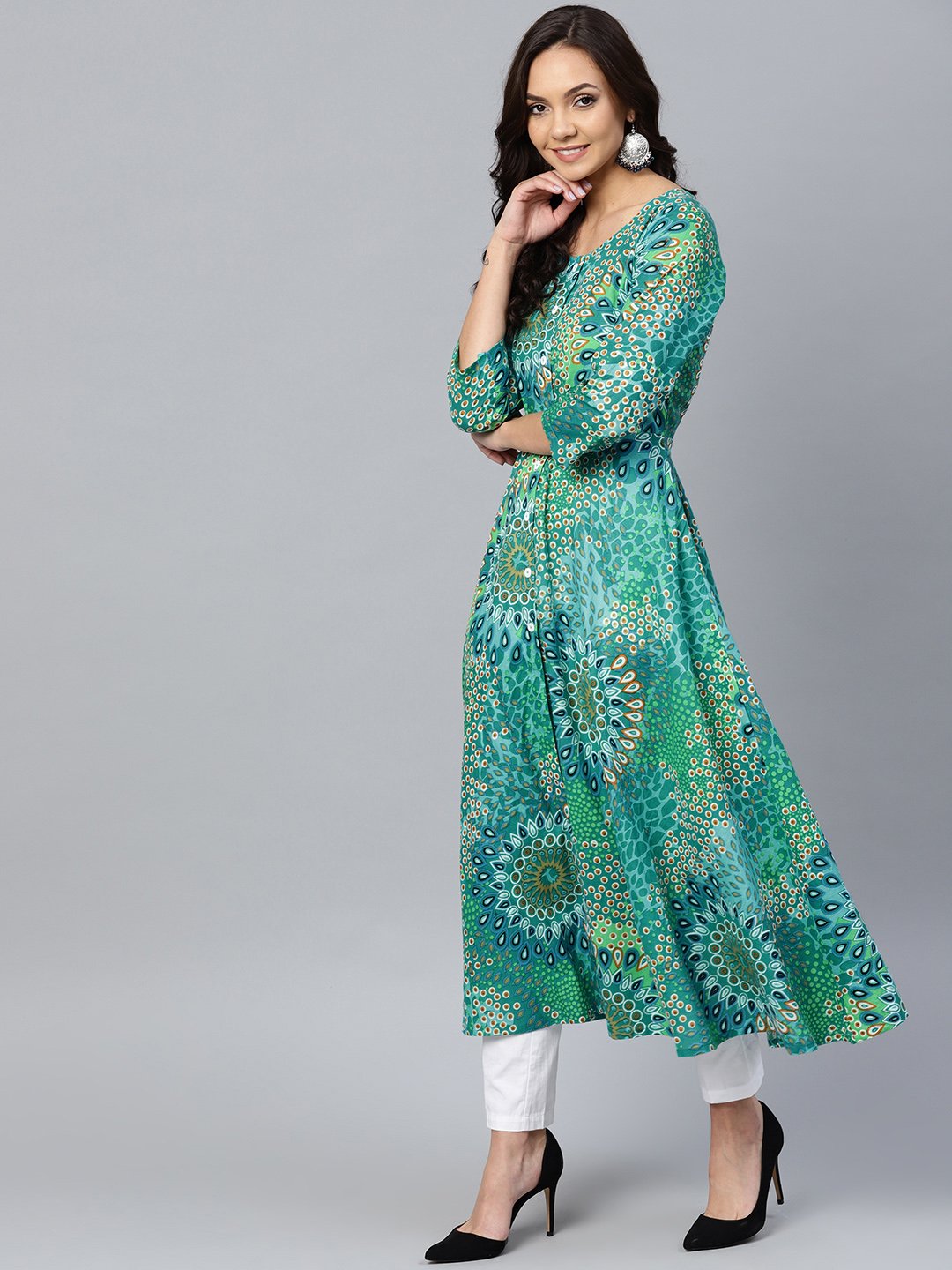 Jompers Women Green & White Printed Flared Kurta - Distacart