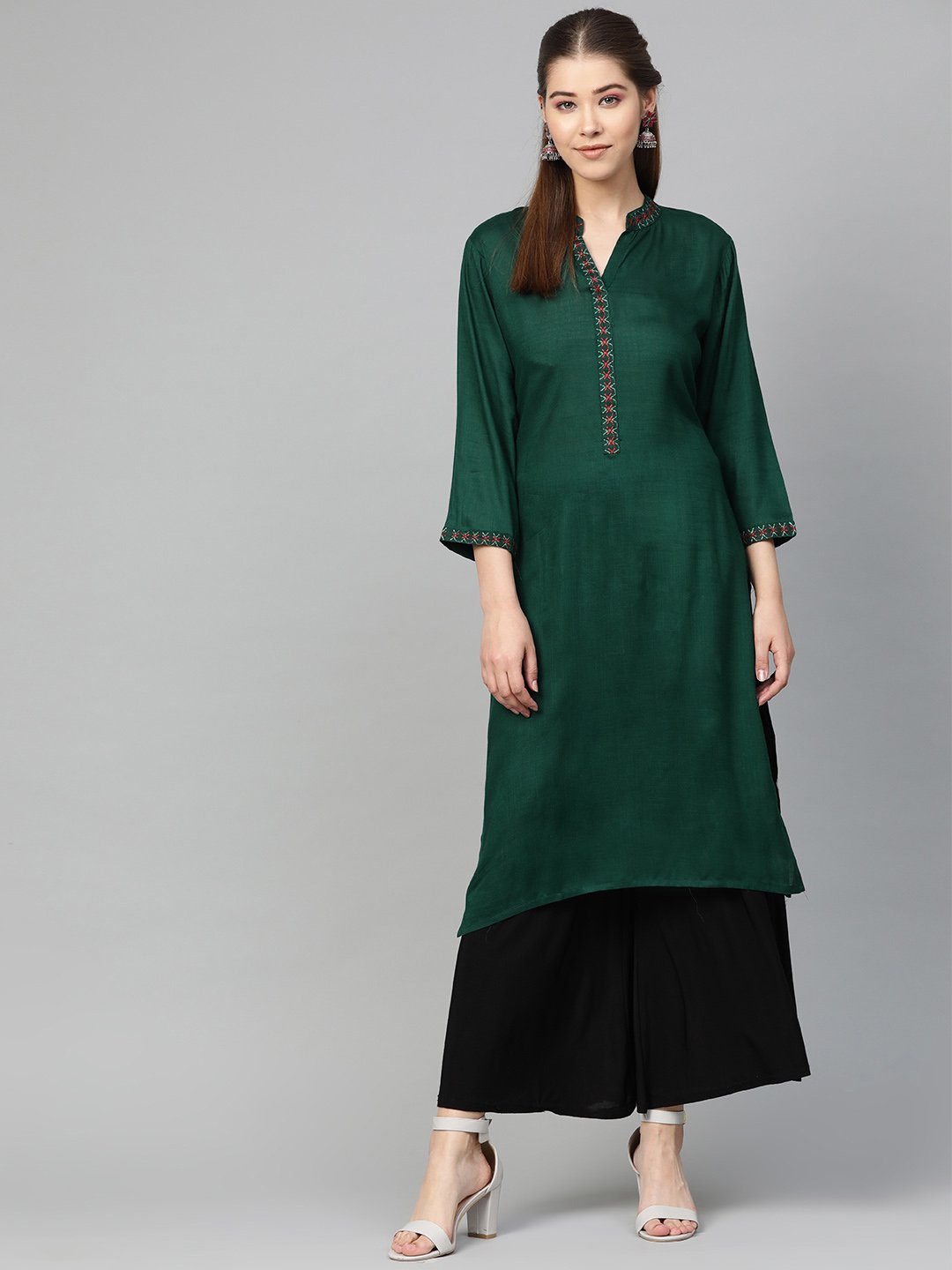 Jompers Women Green Embroidered Straight Kurta - Distacart