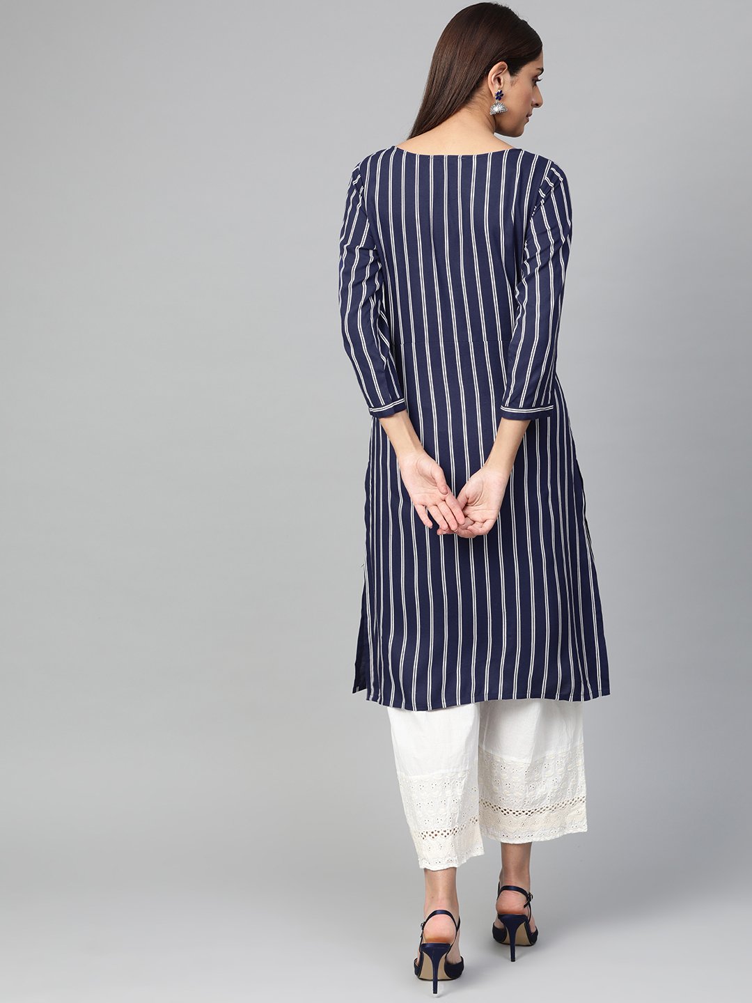 Jompers Women Navy Blue & White Striped Straight Kurta - Distacart