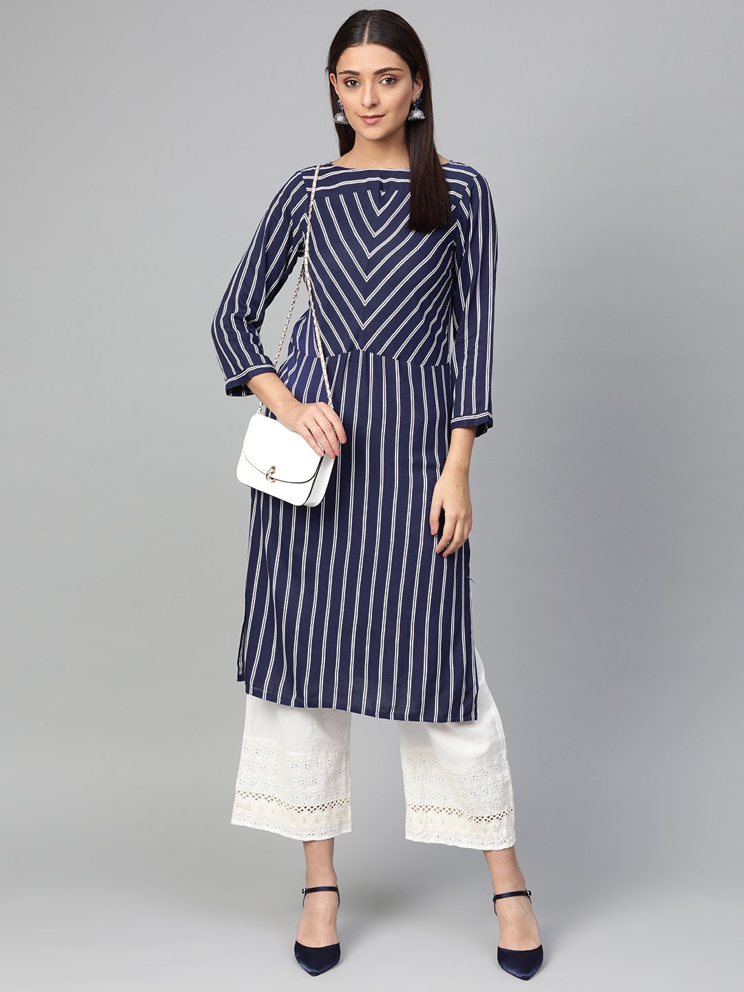 Jompers Women Navy Blue & White Striped Straight Kurta - Distacart