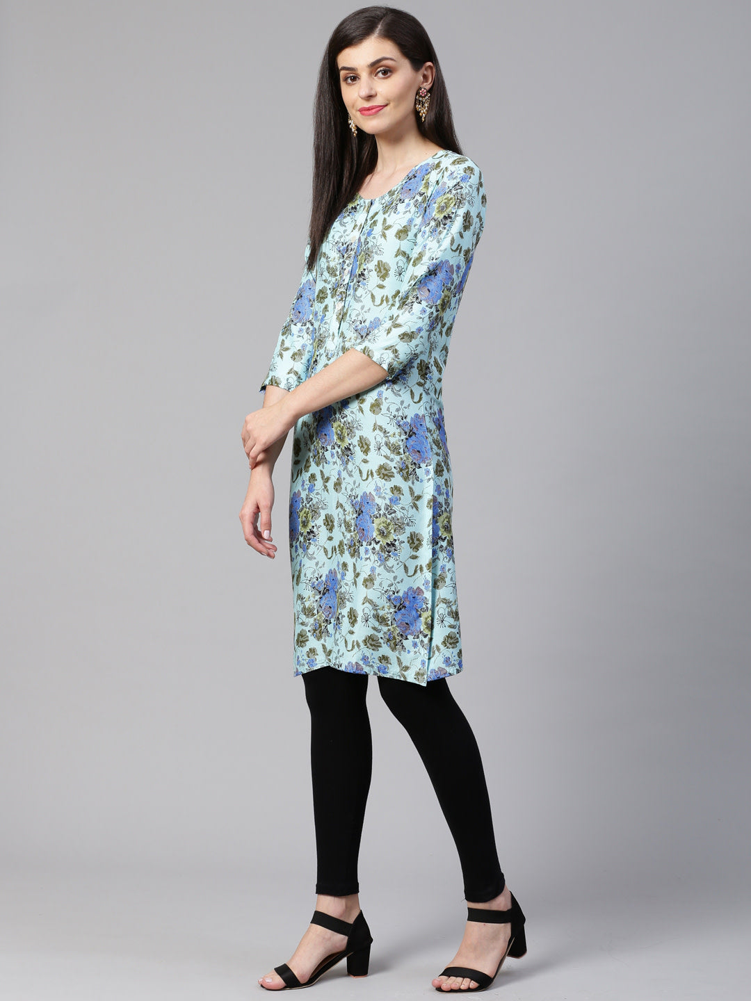 Jompers Women Blue & Green Floral Print Straight Kurta - Distacart