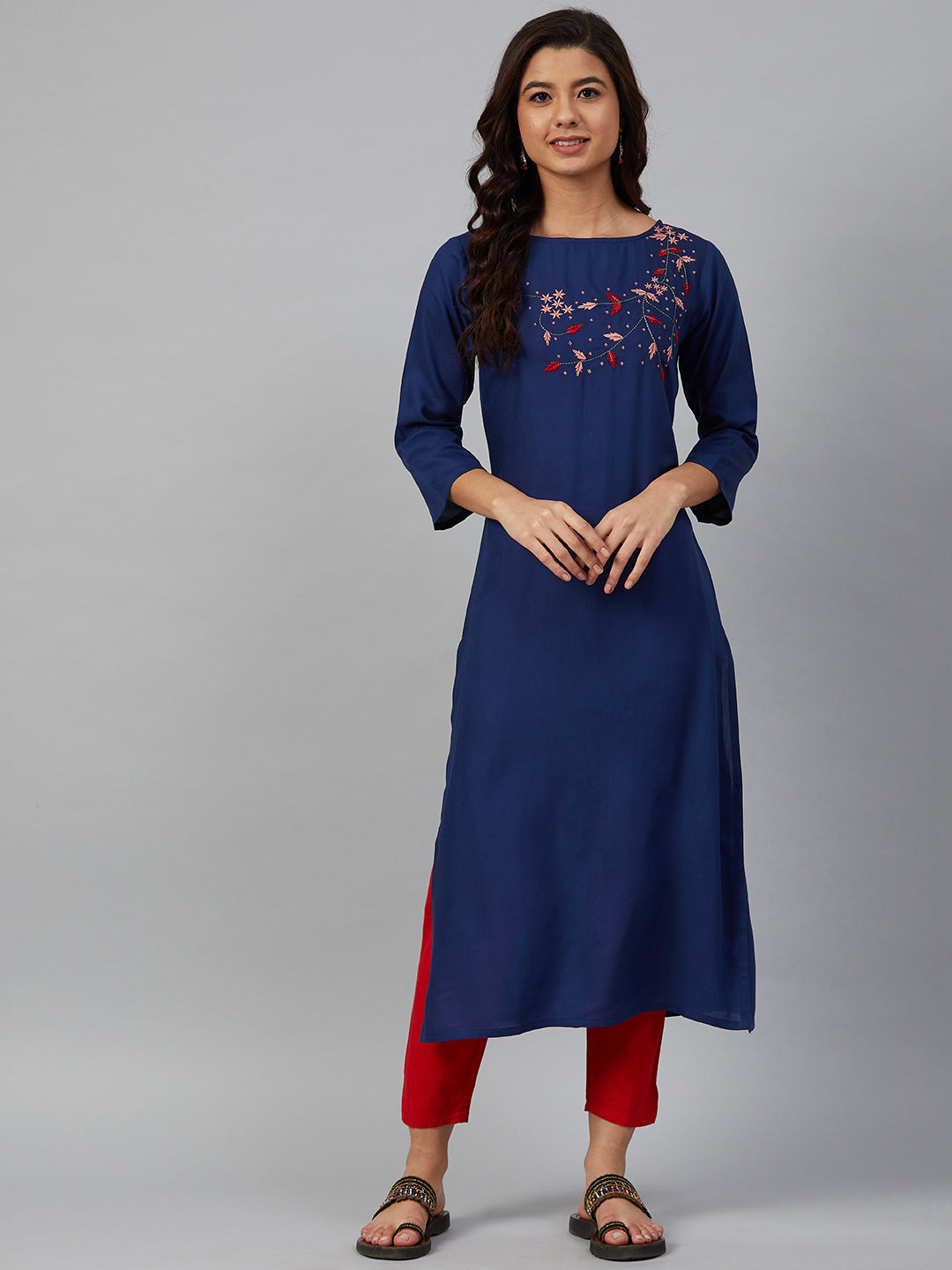 Jompers Women Blue & Pink Yoke Embroidered Straight Kurta - Distacart