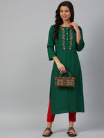 Thumbnail for Jompers Women Green & Peach-Coloured Yoke Embroidered Straight Kurta - Distacart