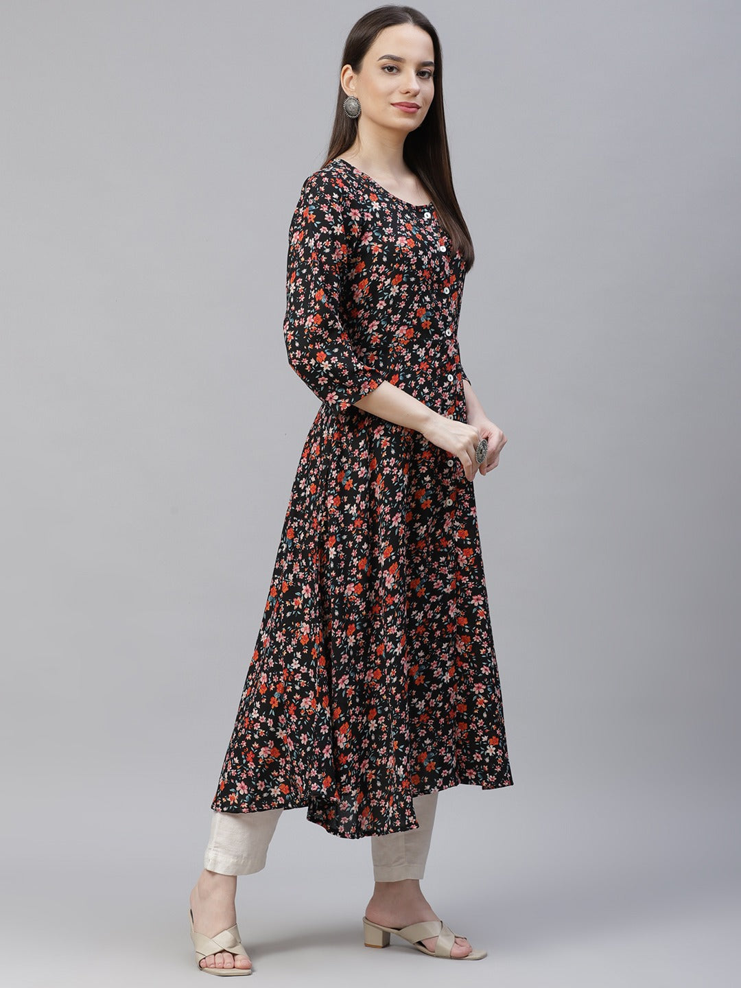 Jompers Women Black & Orange Floral Printed Floral Kurta (Black) - Distacart