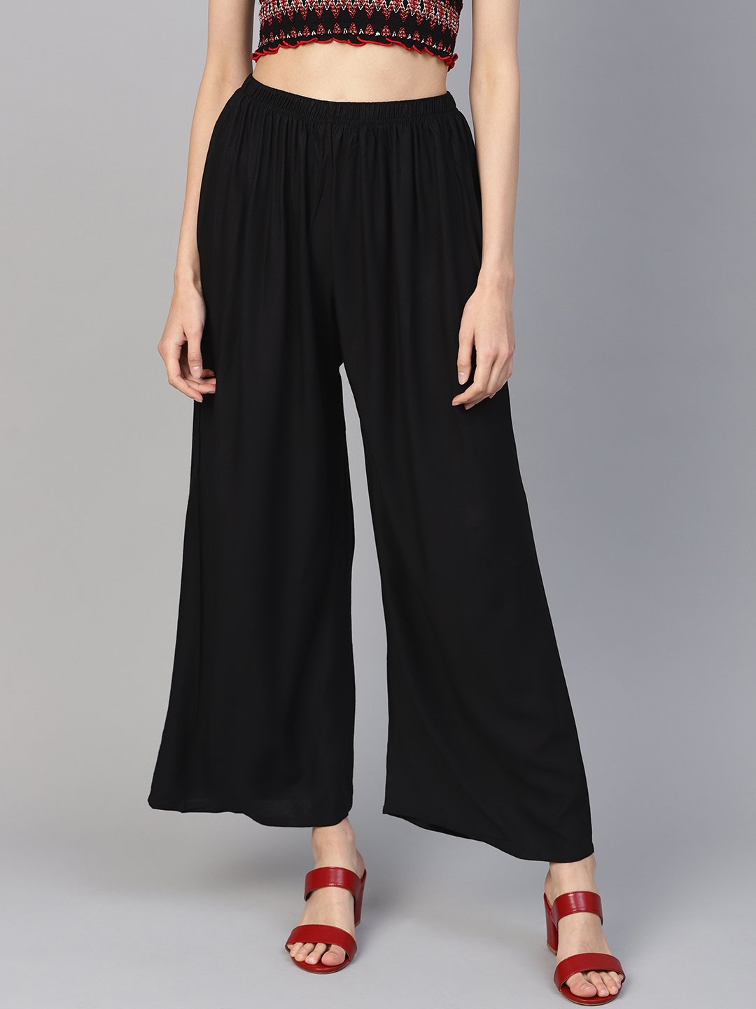 Jompers Women Black Solid Straight Palazzos - Distacart