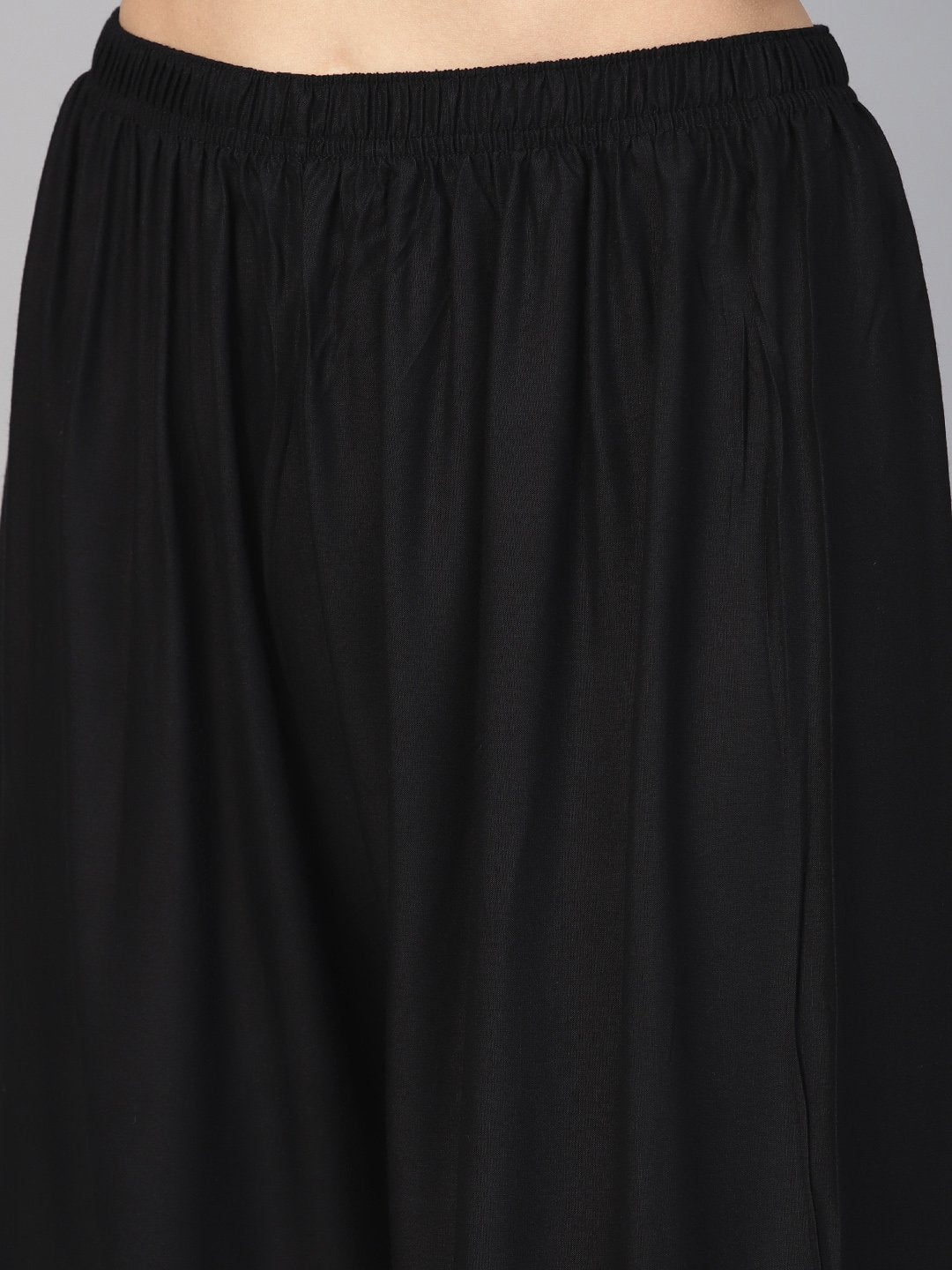 Jompers Women Black Solid Straight Palazzos - Distacart