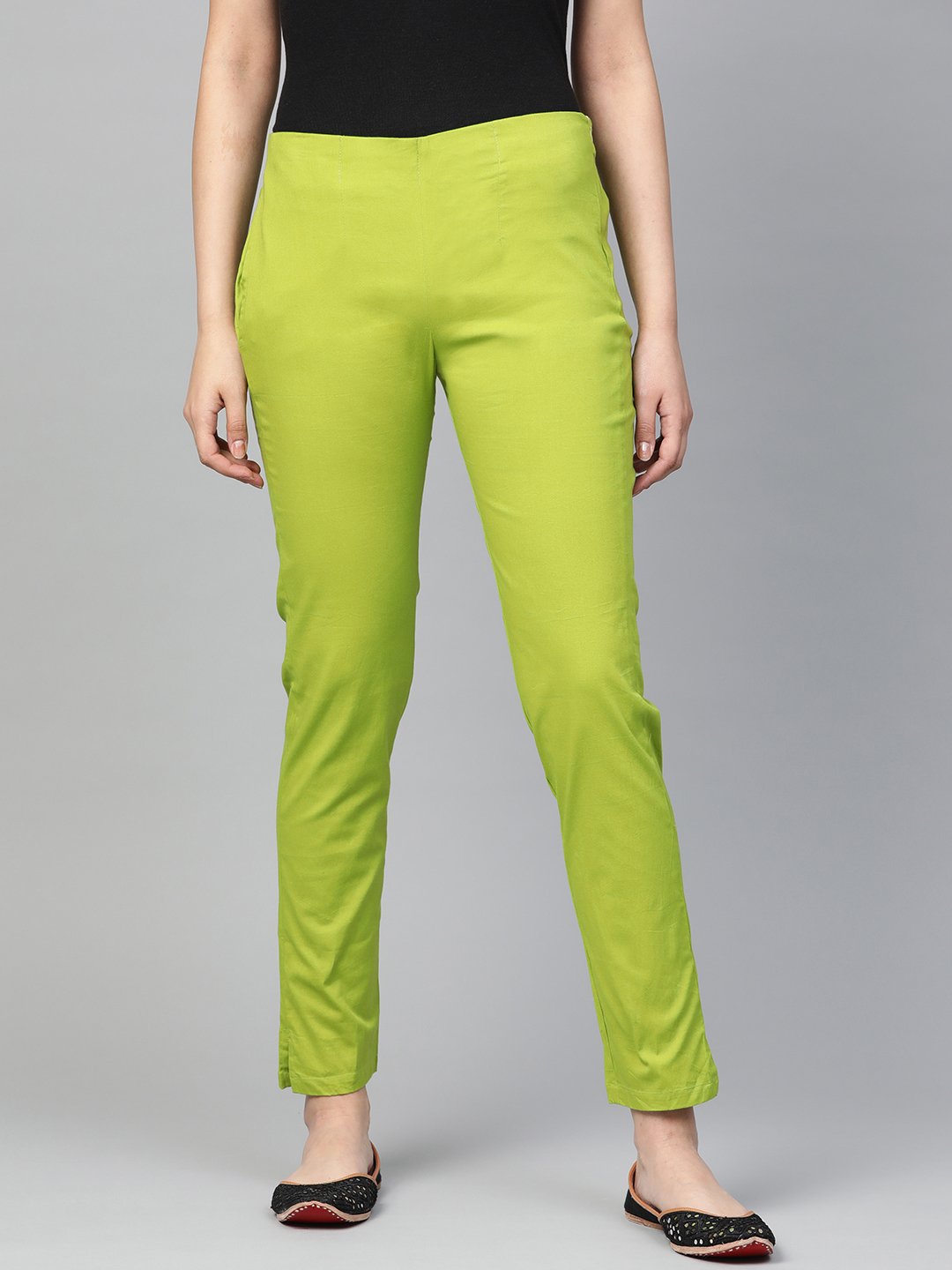 Jompers Women Green Smart Slim Fit Solid Regular Trousers - Distacart