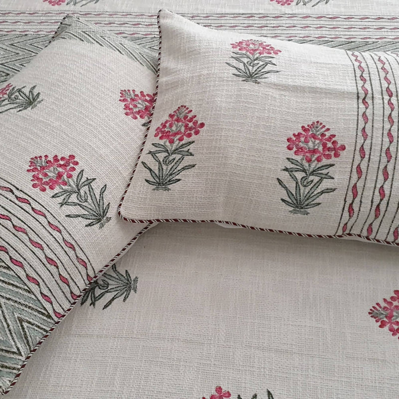 The Decor Nook Pink Floral With Zigzag Pattern Handloom Cotton Bedspread With Reversible Pillowcases