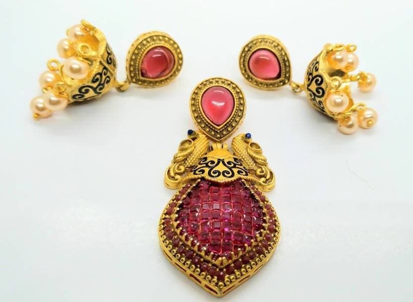 Pink Matt Finish Peacock Pendant Set