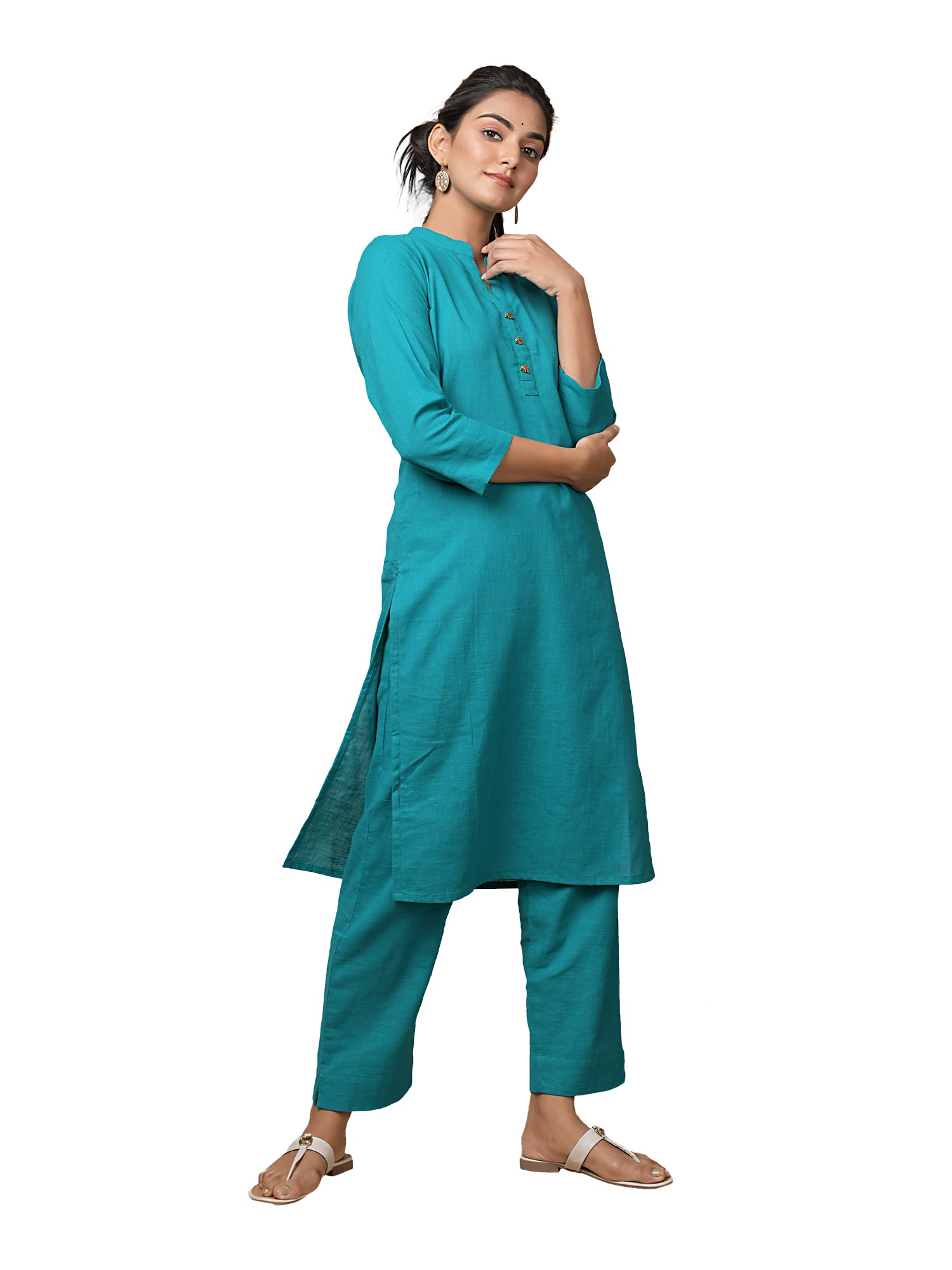 Kaajh Women's Green Solid Metal Embellishment Kurta - Distacart