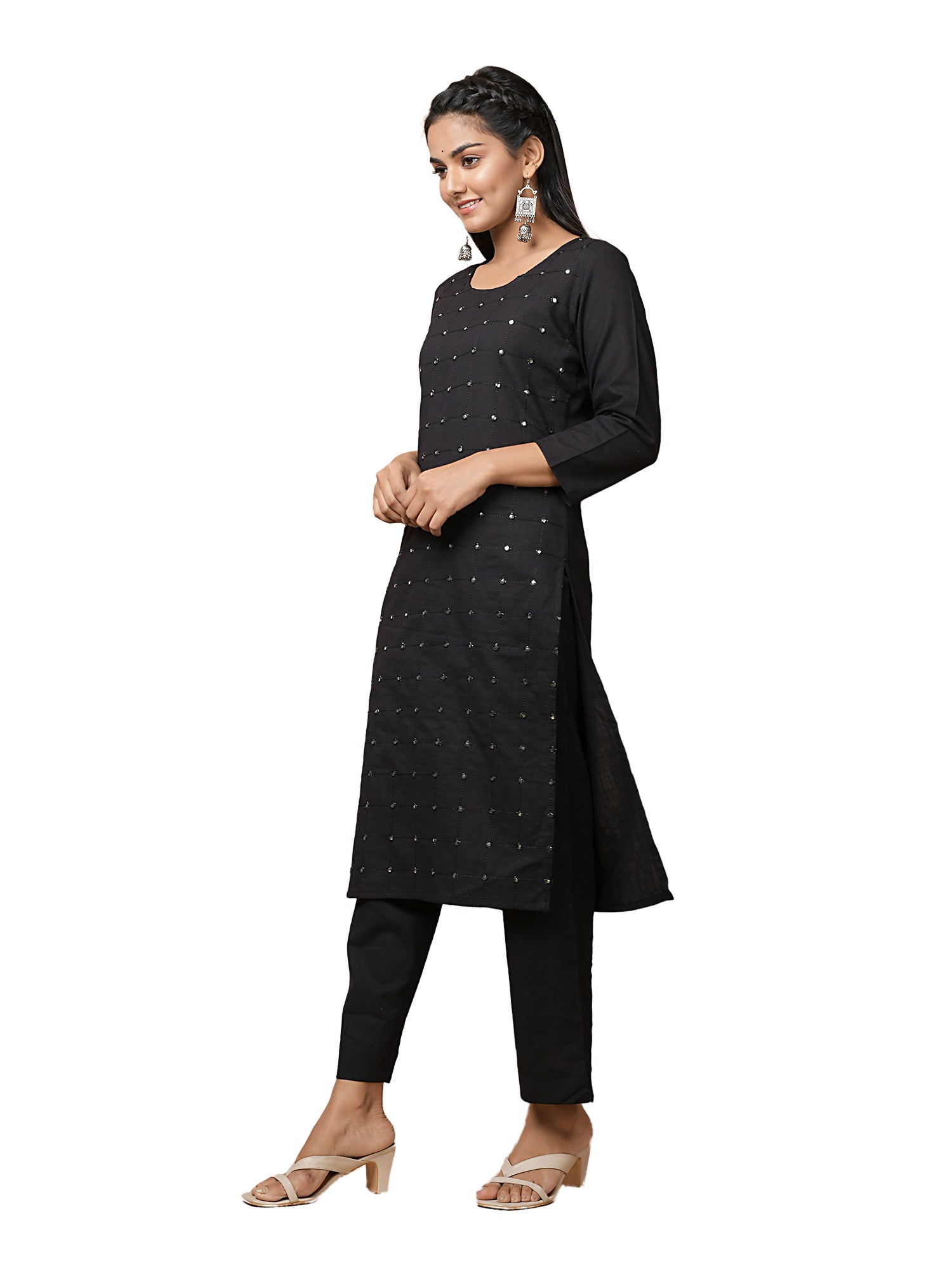 Kaajh Women's Black Solid Mirror Embellishment Kurta - Distacart