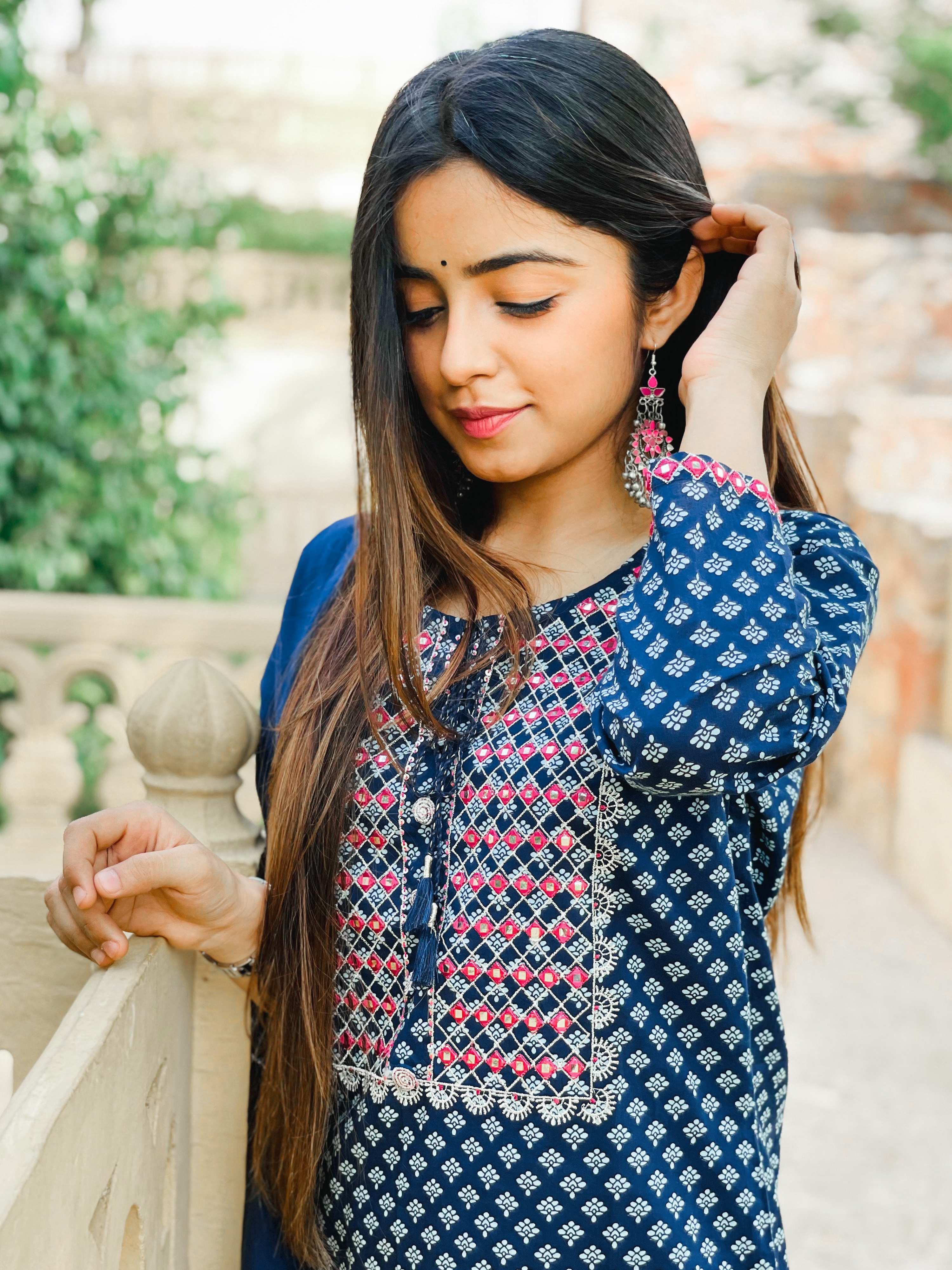 Kaajh Women's Blue Embellished Cotton Suit Set - Distacart