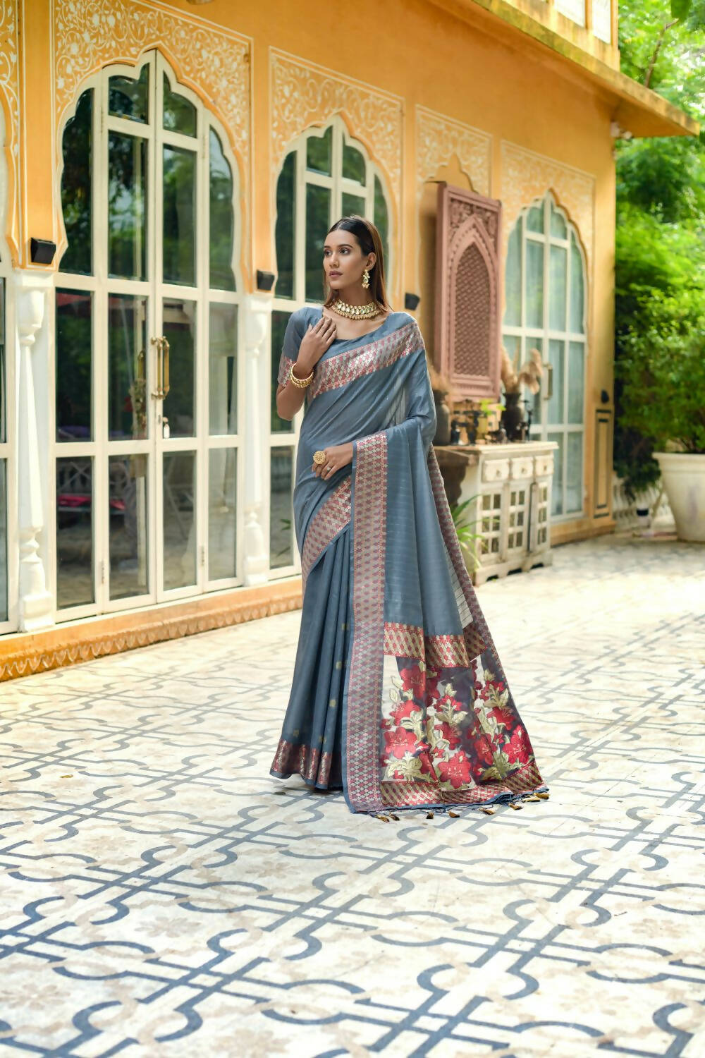 Vishnu Weaves Women's Grey Cotton Silk Zari Woven Butta Work Saree with Blouse - Distacart