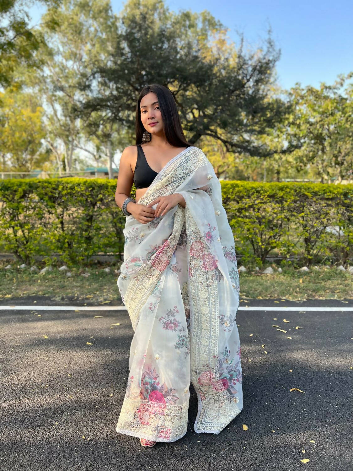 Vastrasky White Organza Saree - Distacart