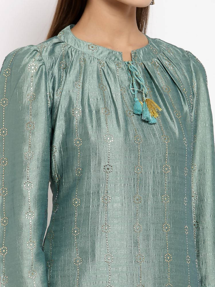 Myshka Women's Green Silk Solid Full Sleeve Round Neck Casual Kurta