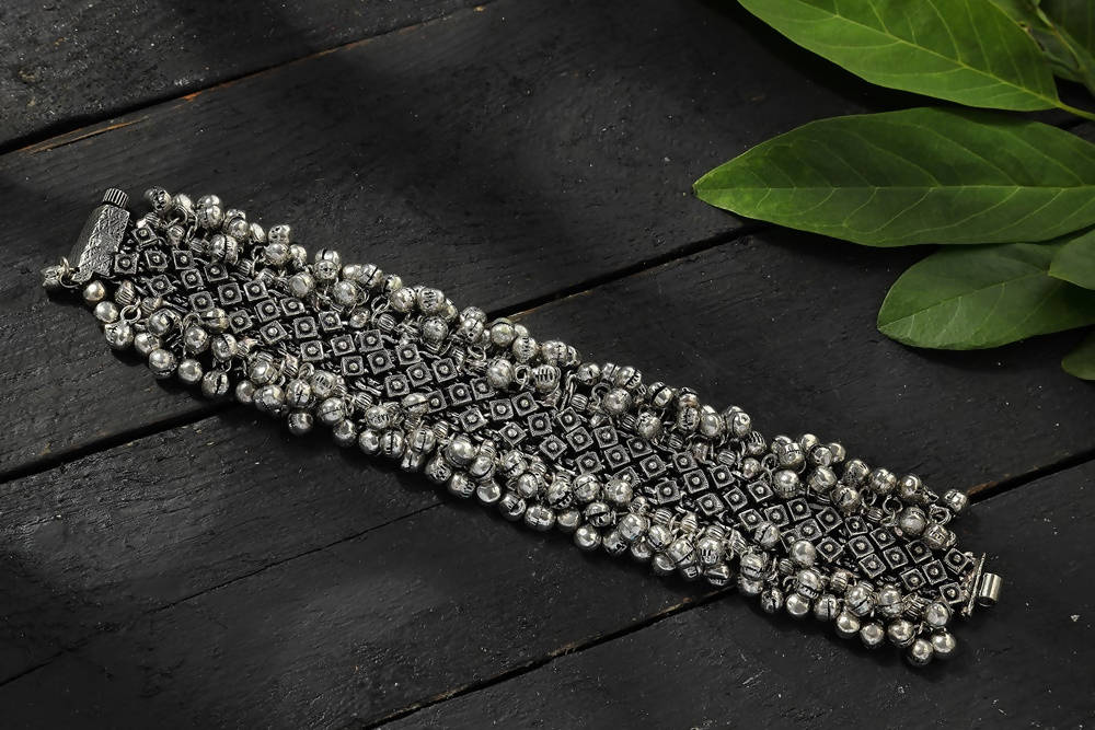 Mominos Fashion Kamal Johar Ghungroo Handcraft Bracelet