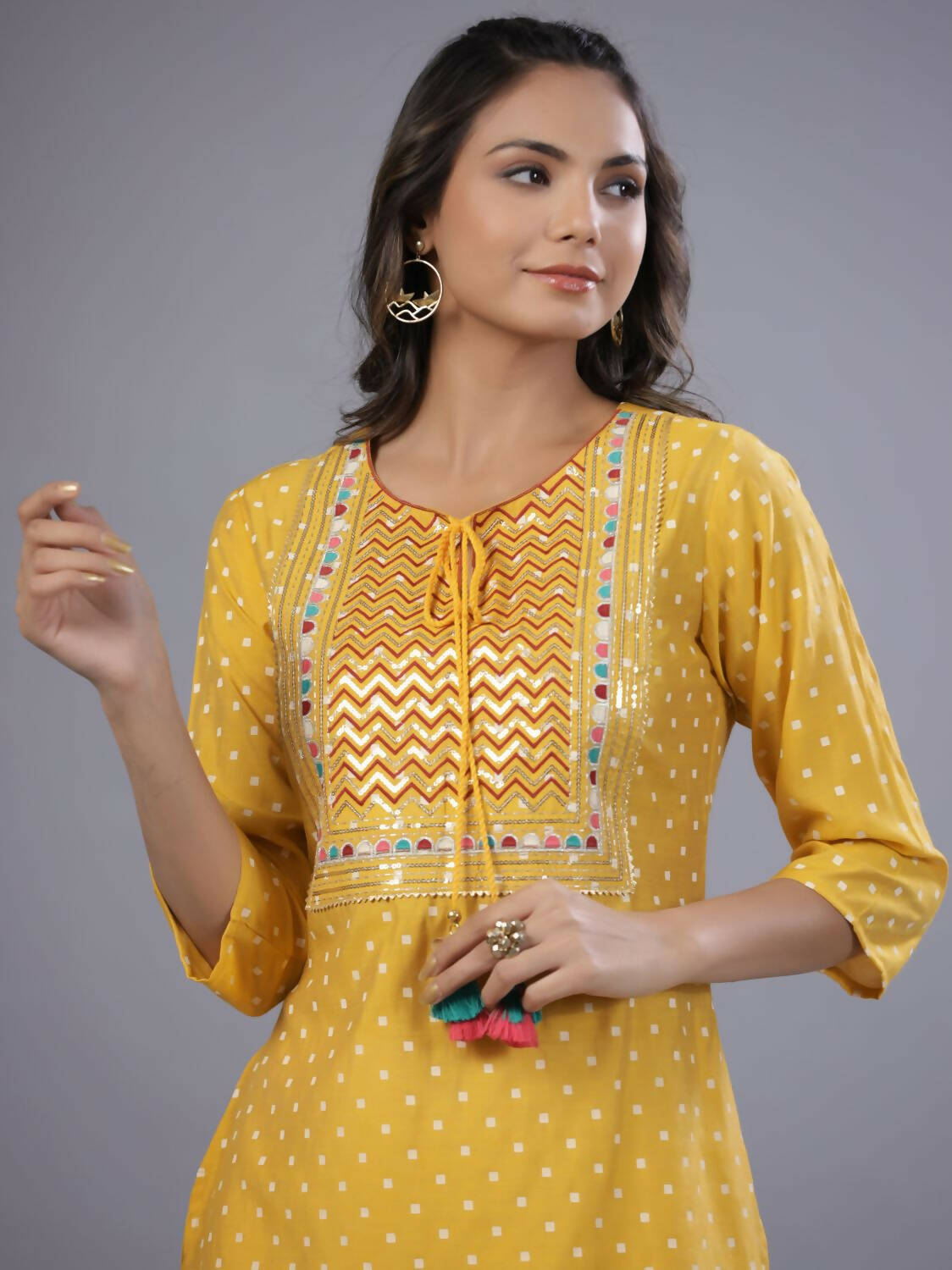 Juniper Women Yellow Muslin Printed High-Low Straight Tunic With Embroidered Yoke - Distacart