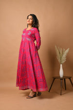 Thumbnail for Kaajh Women's Pink Paisley Print kurta - Distacart