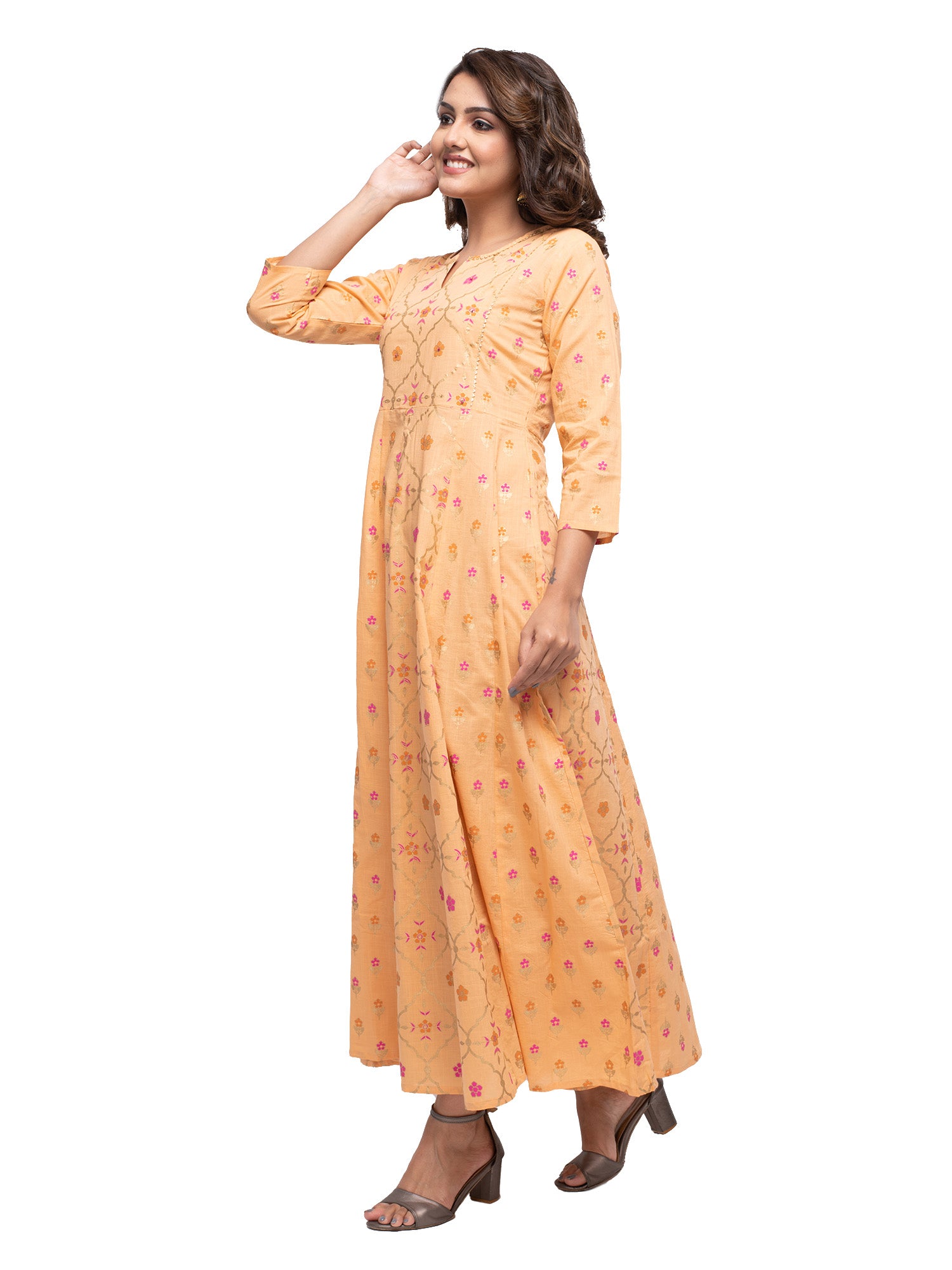 Kaajh Women's Orange Gold Print kurta - Distacart