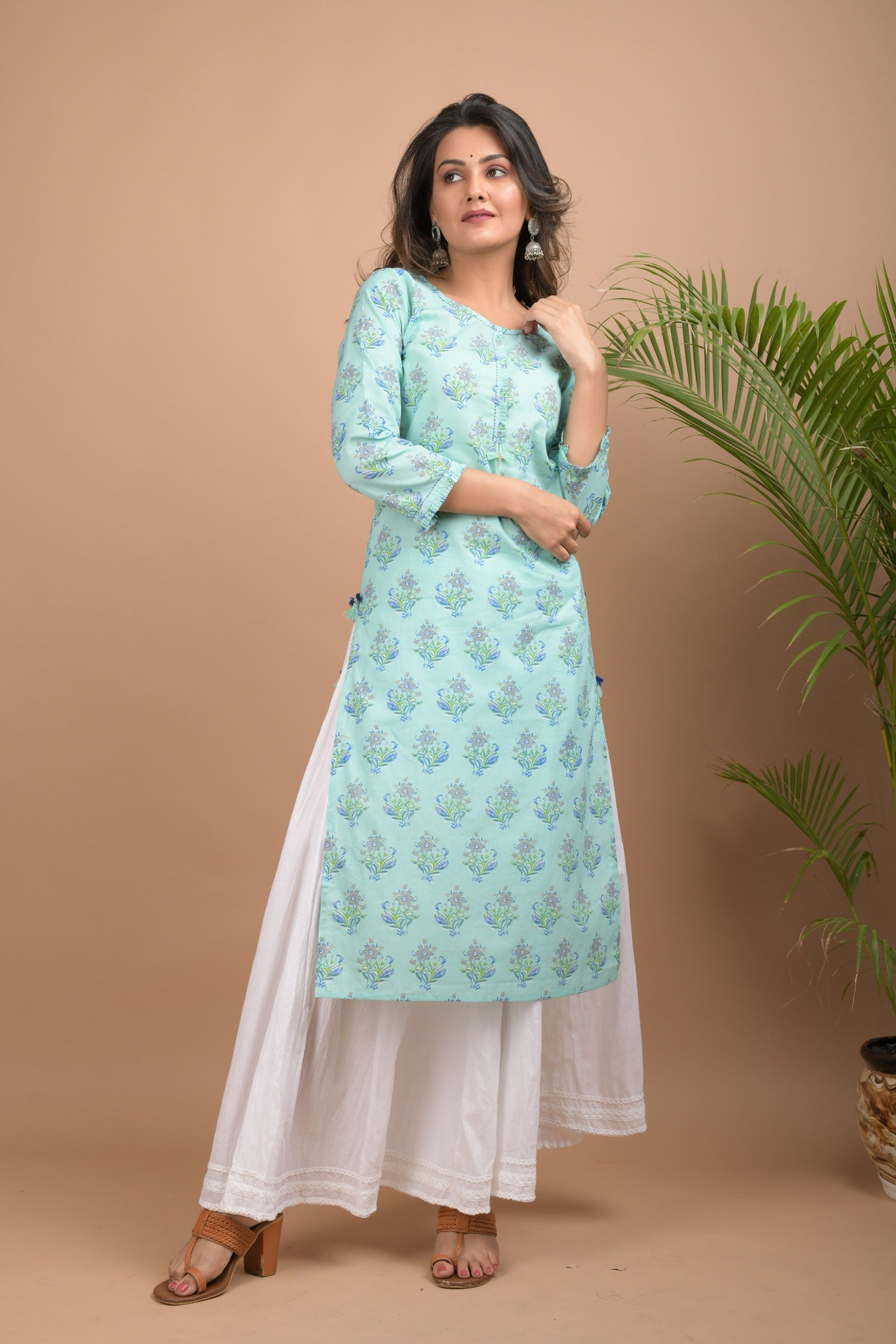 Kaajh Women's Sky Blue Floral Print kurta - Distacart