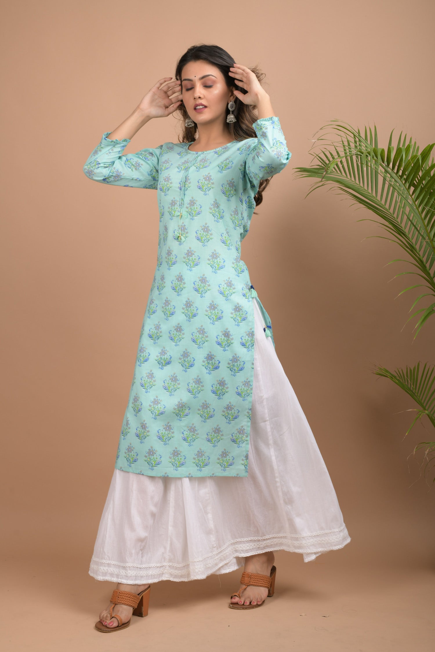 Kaajh Women's Sky Blue Floral Print kurta - Distacart