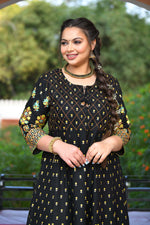 Thumbnail for Kaajh Women's Black Gold Printed Ethnic Kurta - Distacart