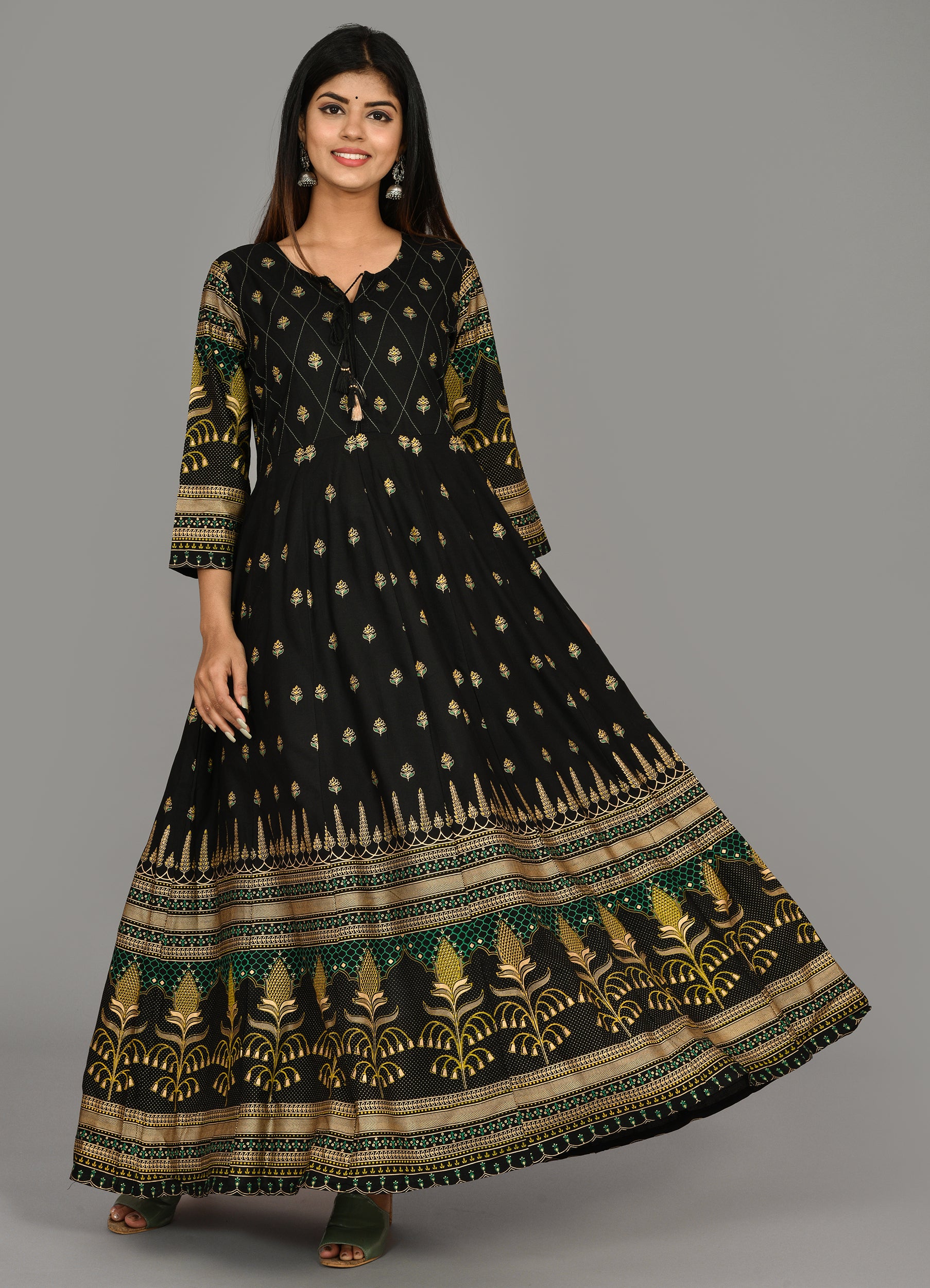 Kaajh Women's Black Green Gold Printed Ethnic Kurta - Distacart