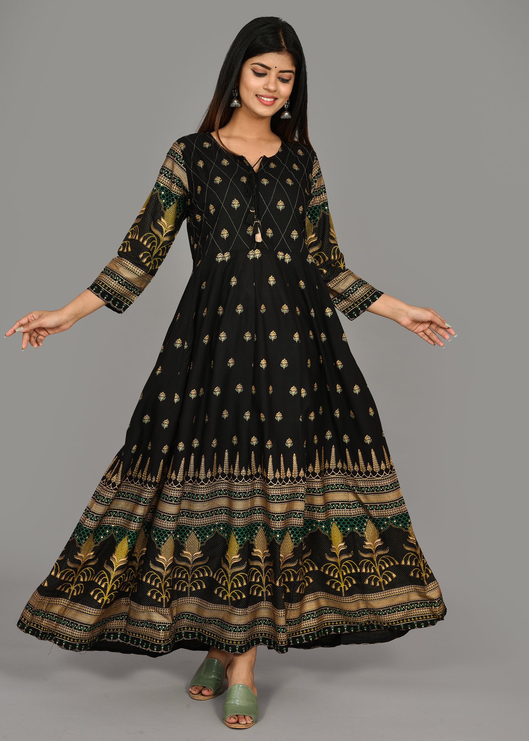 Kaajh Women's Black Green Gold Printed Ethnic Kurta - Distacart