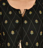 Thumbnail for Kaajh Women's Black Green Gold Printed Ethnic Kurta - Distacart