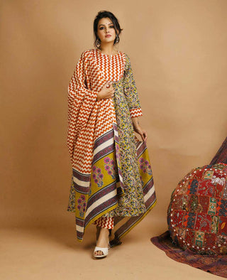 Kaajh Women's Green Kalamkari Floral Print Suit Set - Distacart