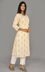 Thumbnail for Kaajh Women's Off White Floral Print Kurta - Distacart