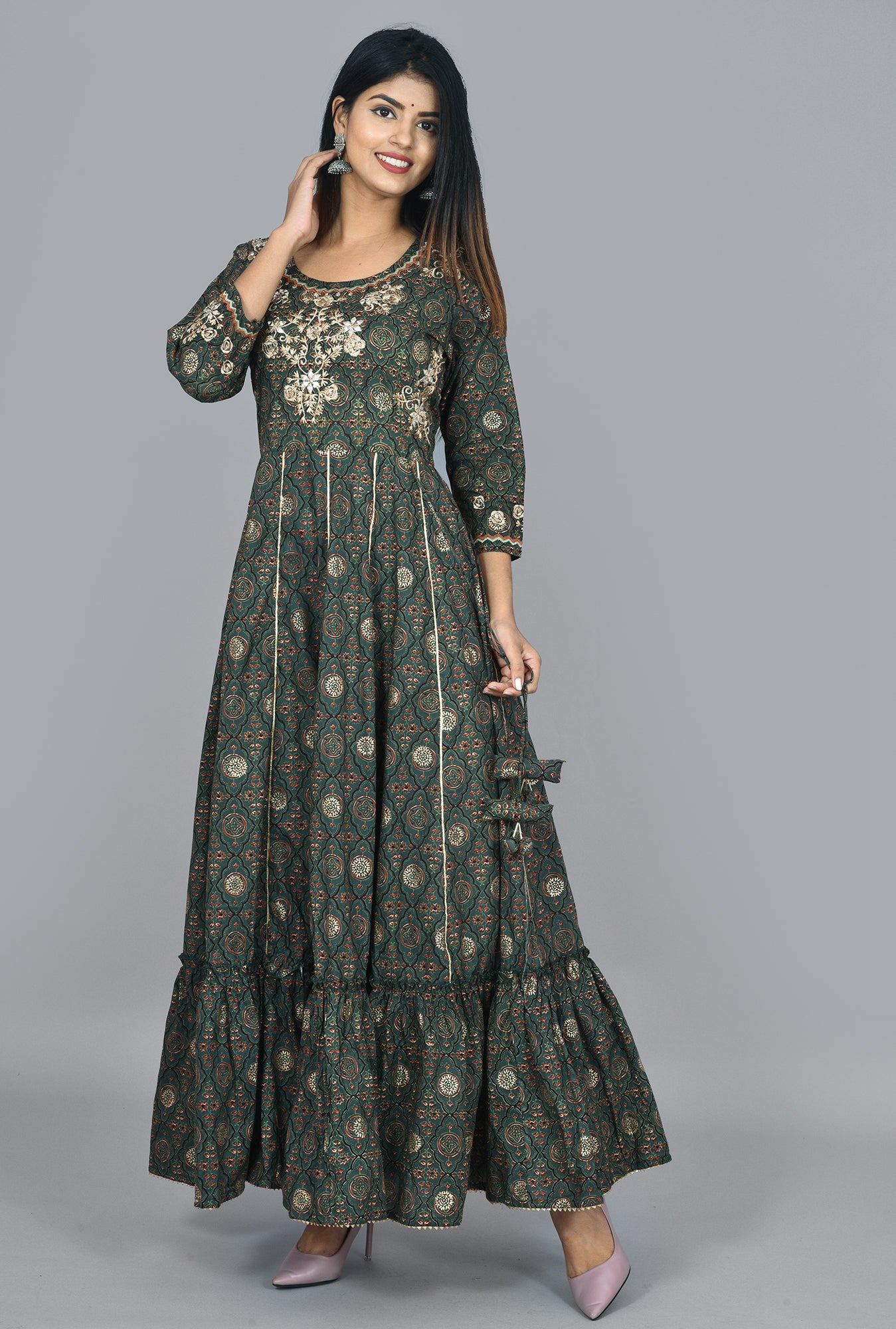 Kaajh Women's Green Zari Embroidery Anarkali Kurta - Distacart