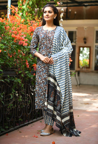 Kaajh Women's Black Floral Print Suit Set - Distacart