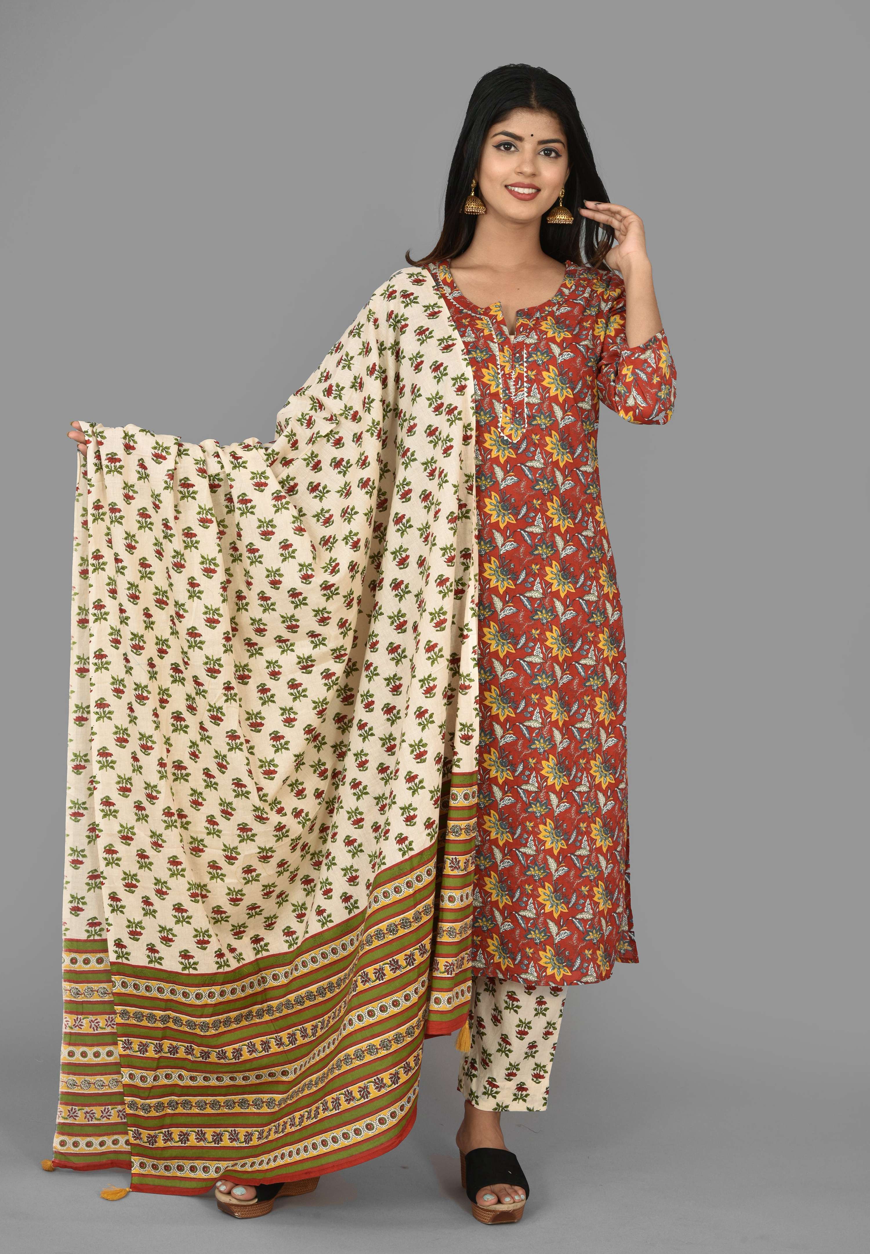 Kaajh Women's Red Floral Print Cotton Suit Set - Distacart