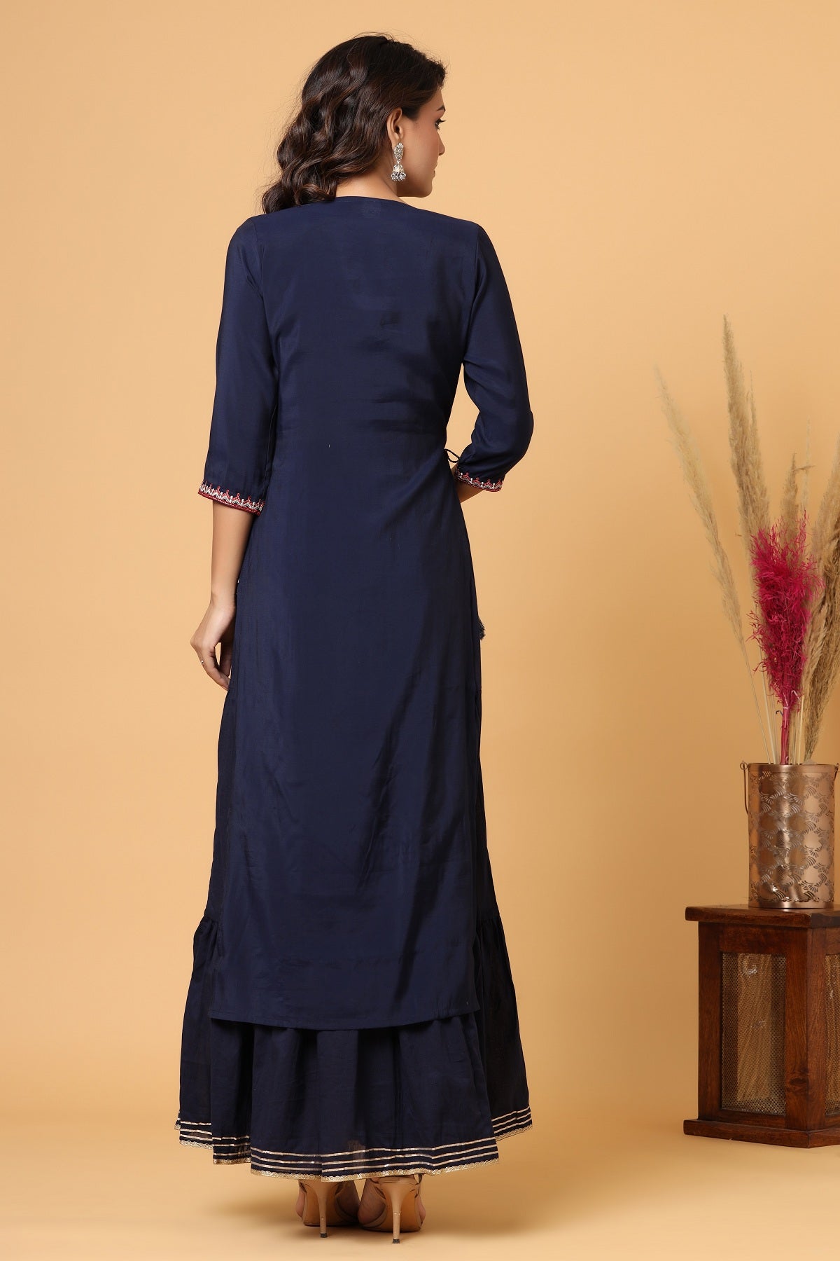 Kaajh Women's Blue Embroidery Chanderi Ethnic Kurta - Distacart