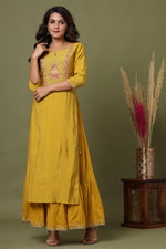 Thumbnail for Kaajh Women's Yellow Embroidery Chanderi Ethnic Kurta - Distacart