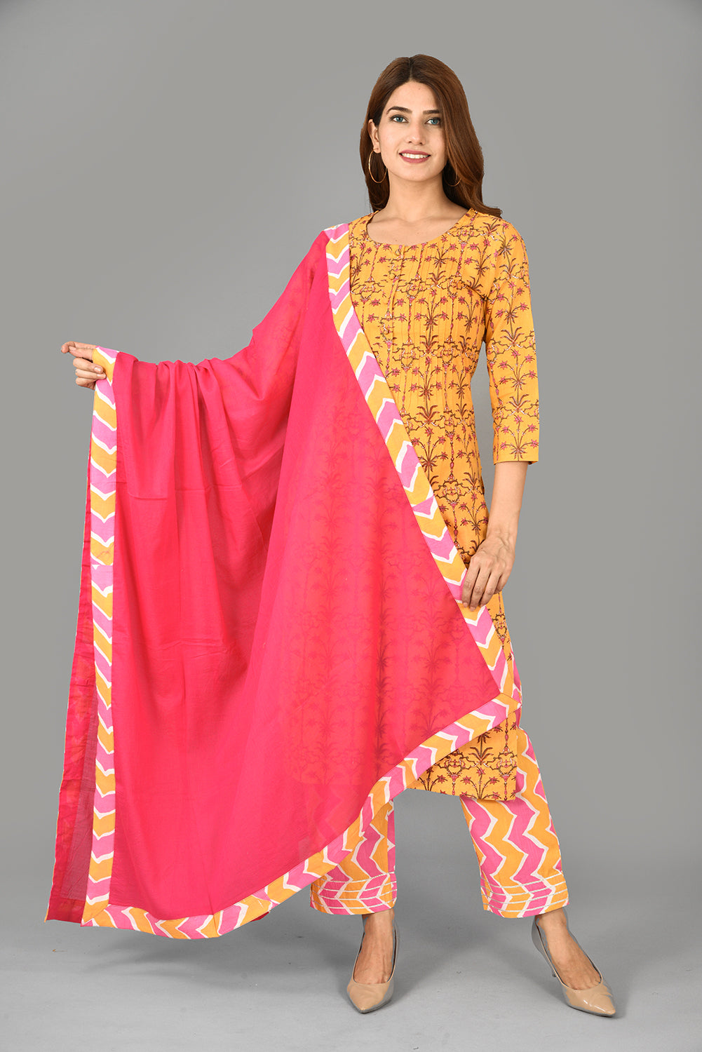 Kaajh Yellow Floral Print Suit Set For Women - Distacart