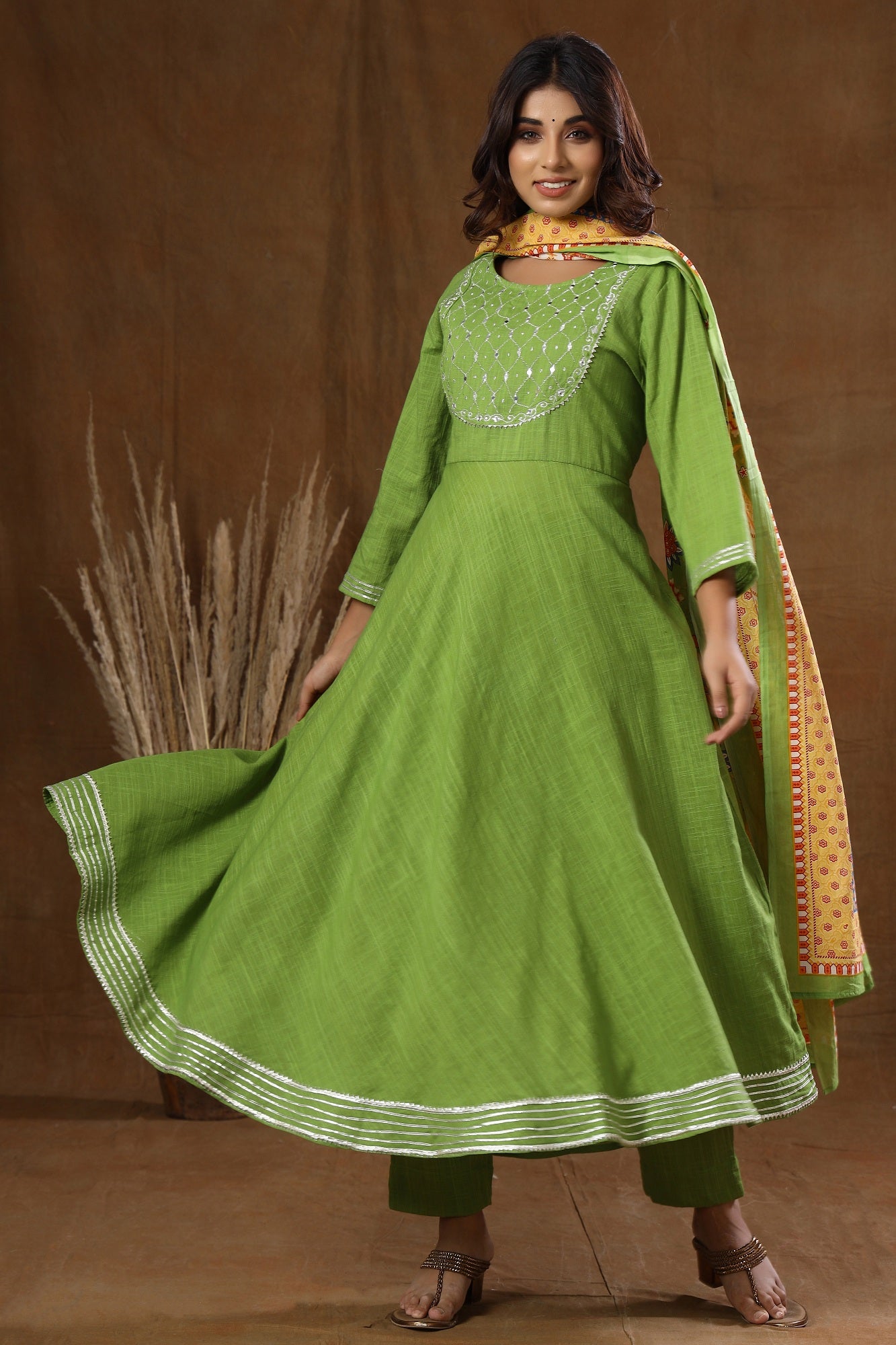 Kaajh Women's Green Mirror Embroidery Anarkali Suit Set - Distacart