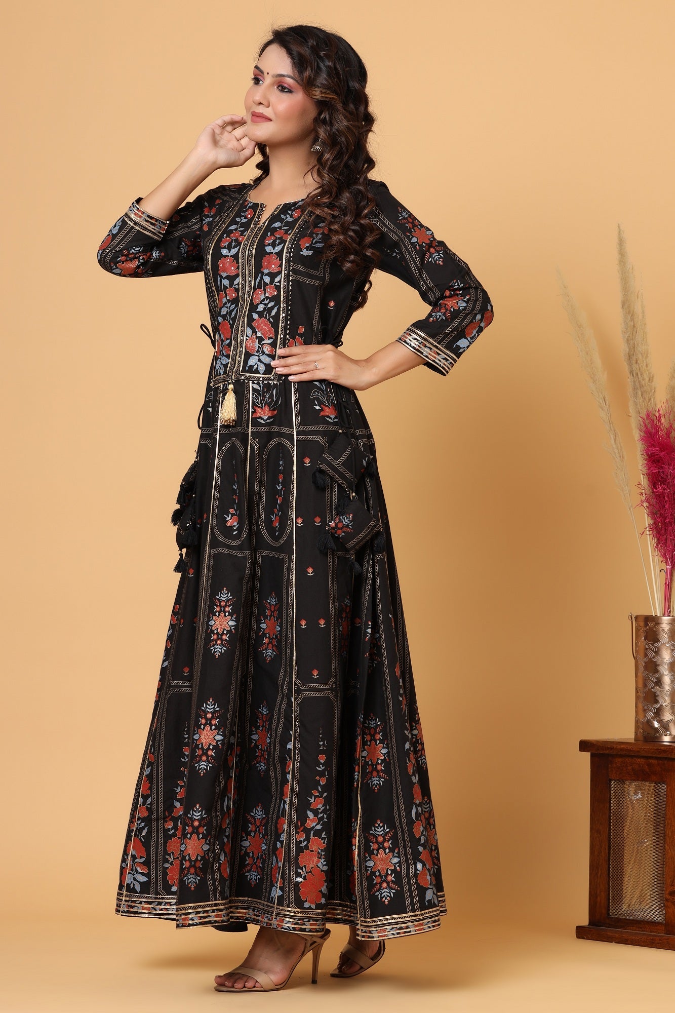 Kaajh Women's Black Embellishment Printed Anarkali Kurta - Distacart