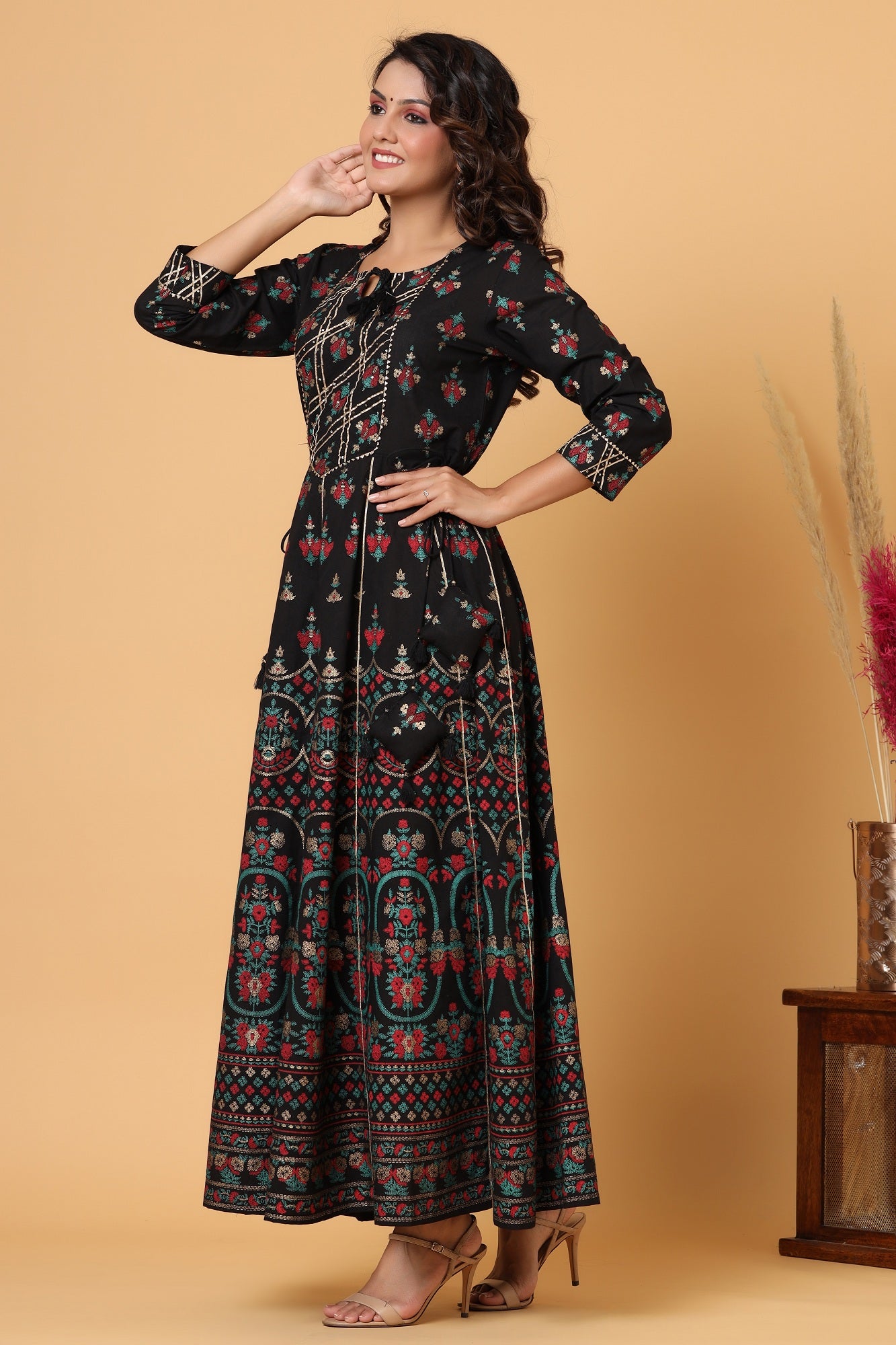 Kaajh Women's Black Gold Printed Embellishment Anarkali Kurta - Distacart