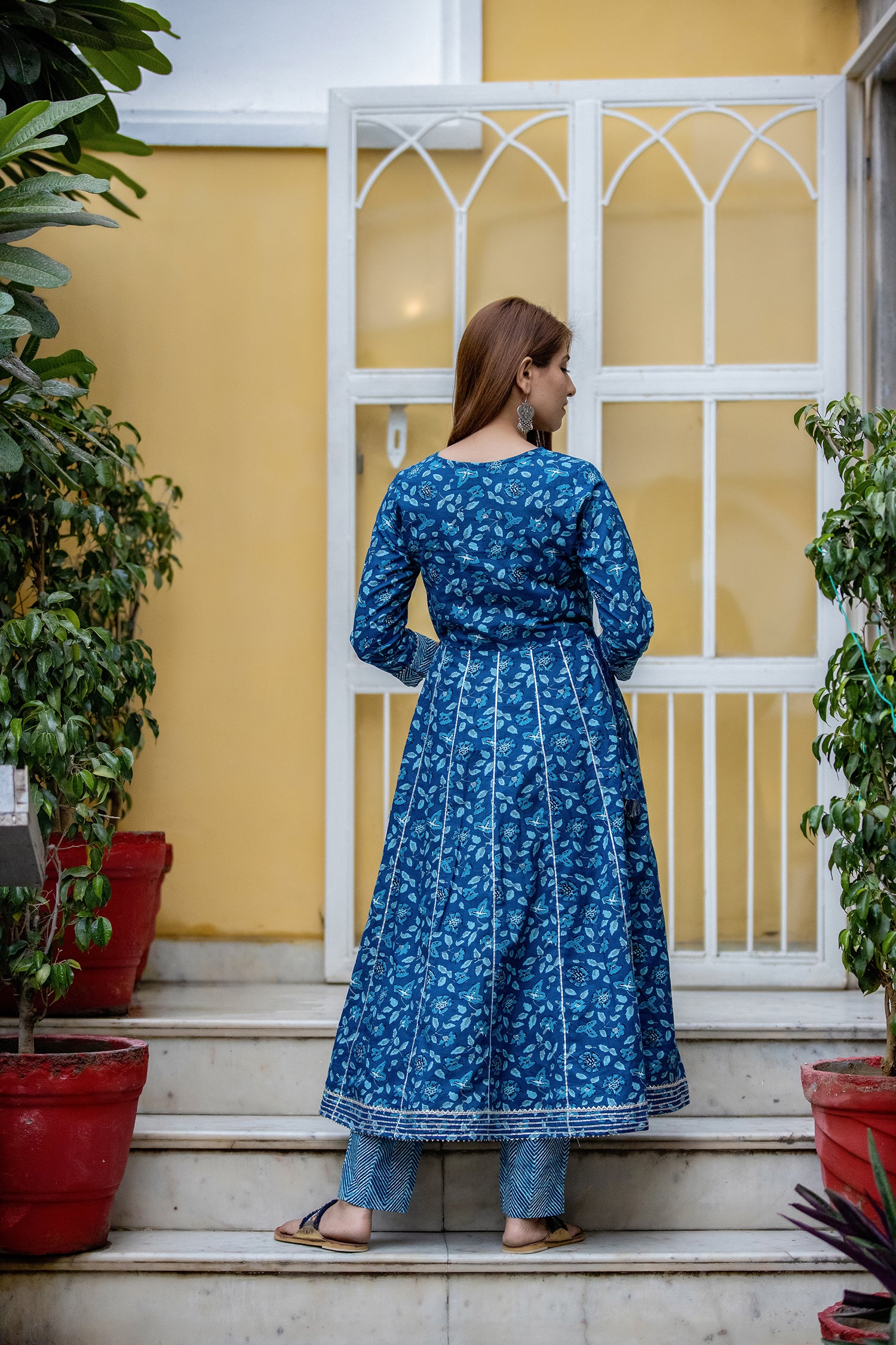 Kaajh Women's Blue Mirror Embellished Anarkali Suit Set - Distacart