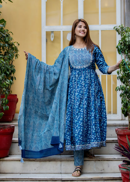 Kaajh Women's Blue Mirror Embellished Anarkali Suit Set - Distacart