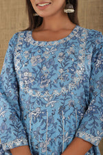 Thumbnail for Kaajh Women's Blue Floral Print Embroidery Anarkali Kurta - Distacart