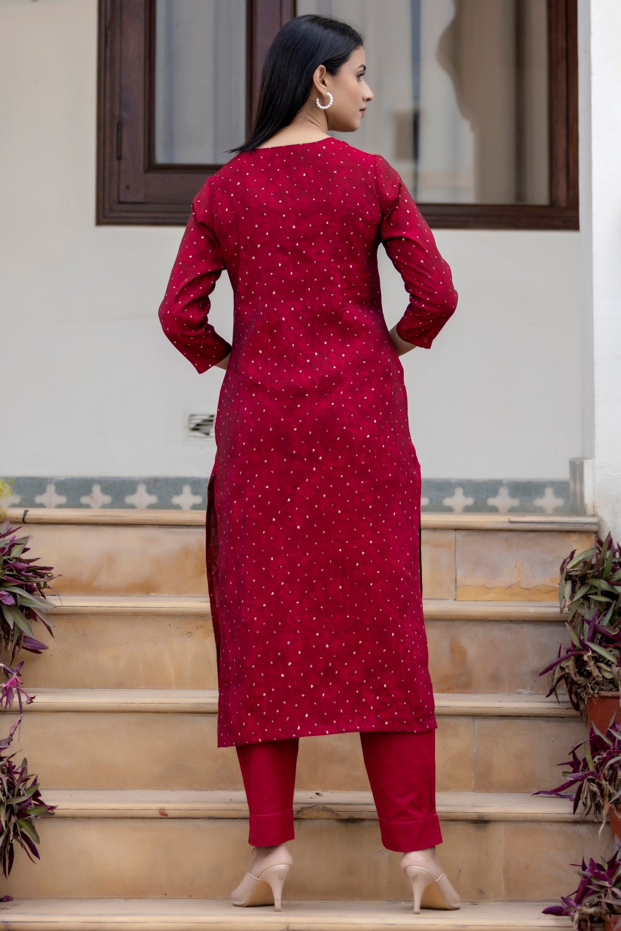 Kaajh Women's Maroon Gold Printed Modal Silk Kurta Pant Set - Distacart