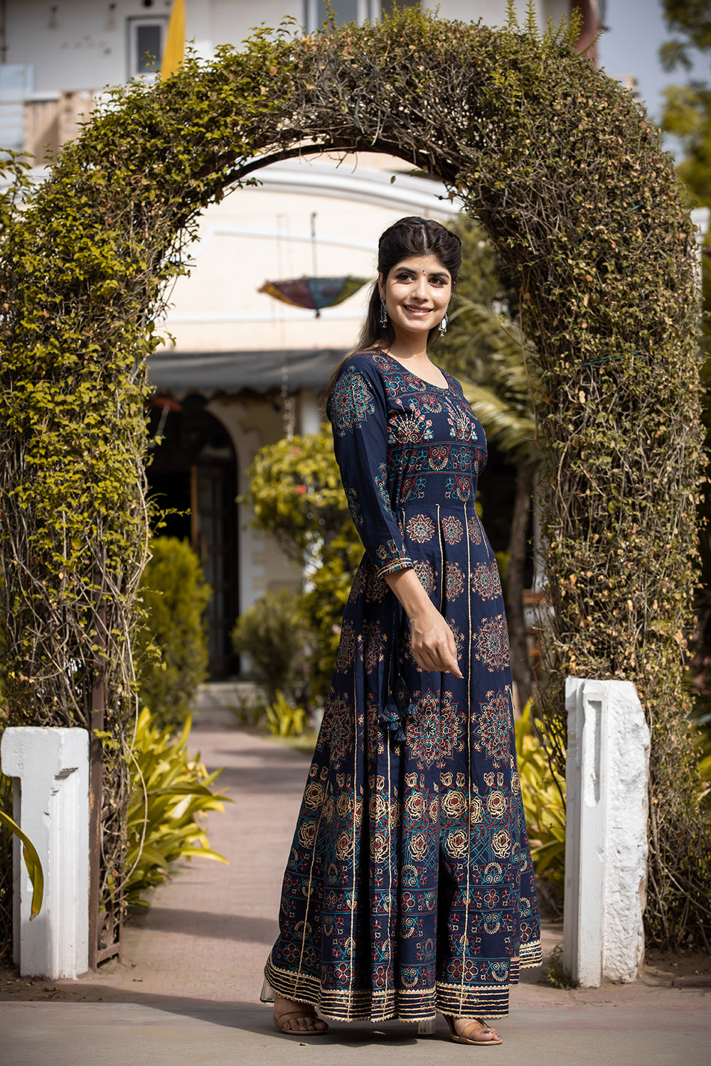 Kaajh Women's Blue Gold Printed Ethnic Gown - Distacart