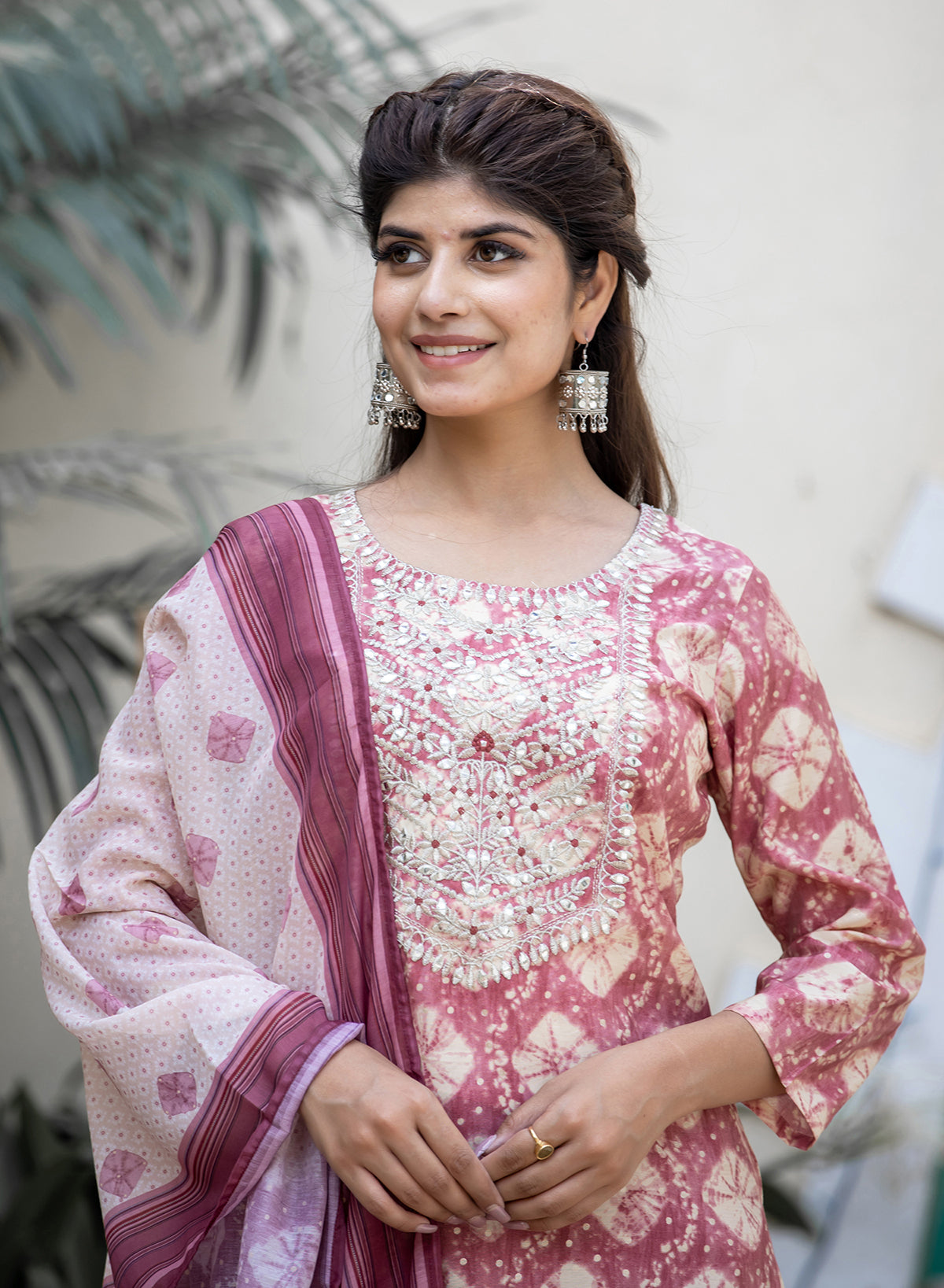 Buy a Green Floral Suit Set With Dupatta Online | Best Cotton Suit for  Ladies – Kaajh
