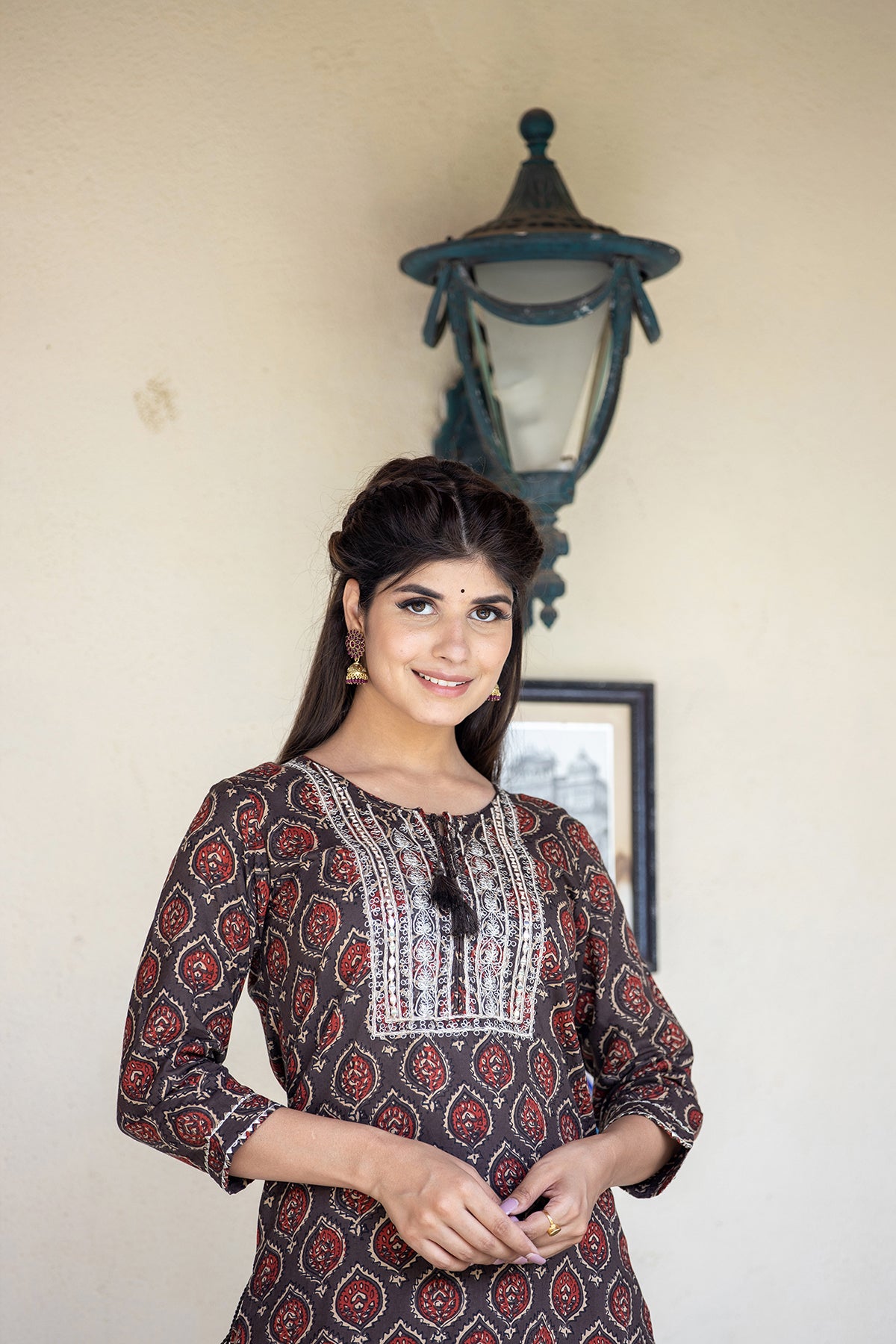 Kaajh Women's Brown Ajrak Print Cotton Kurta Pant Set - Distacart