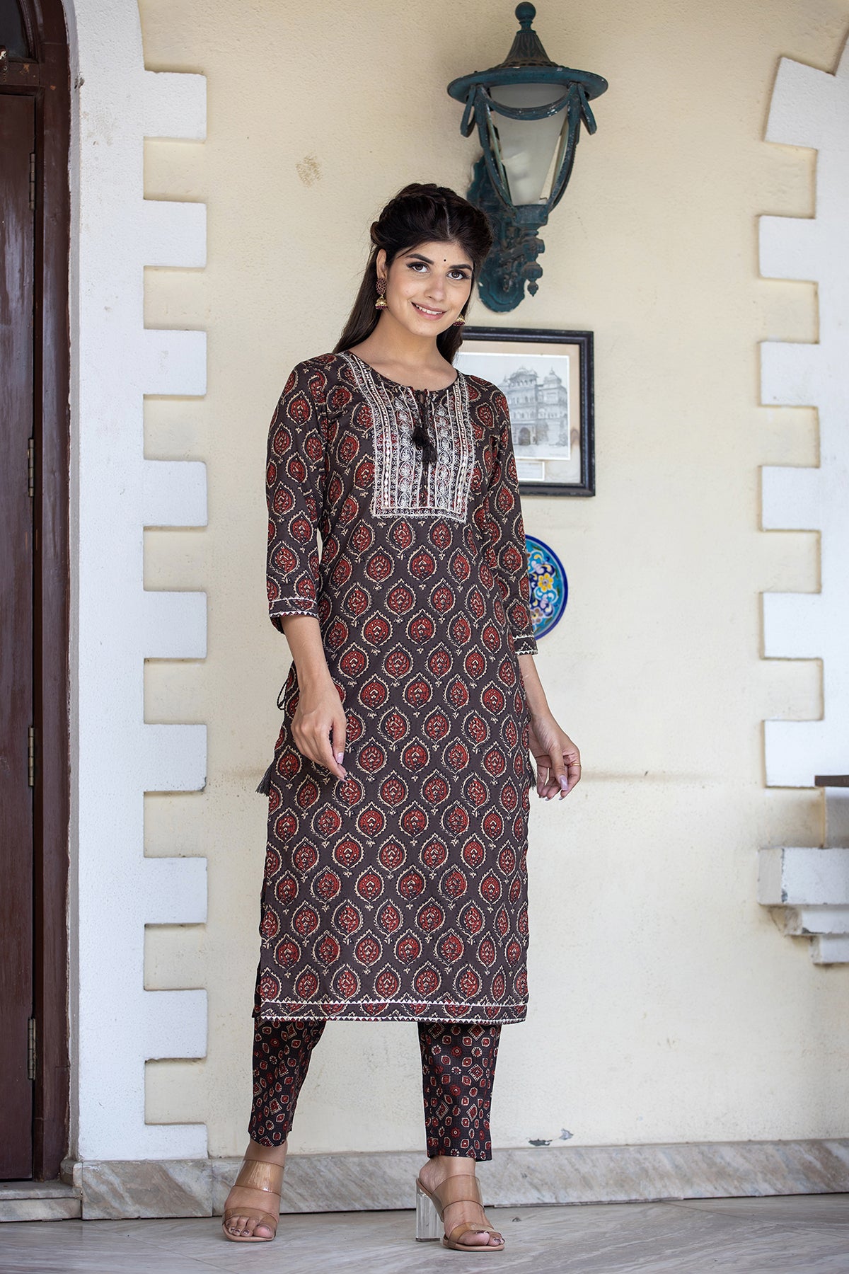 Kaajh Women's Brown Ajrak Print Cotton Kurta Pant Set - Distacart