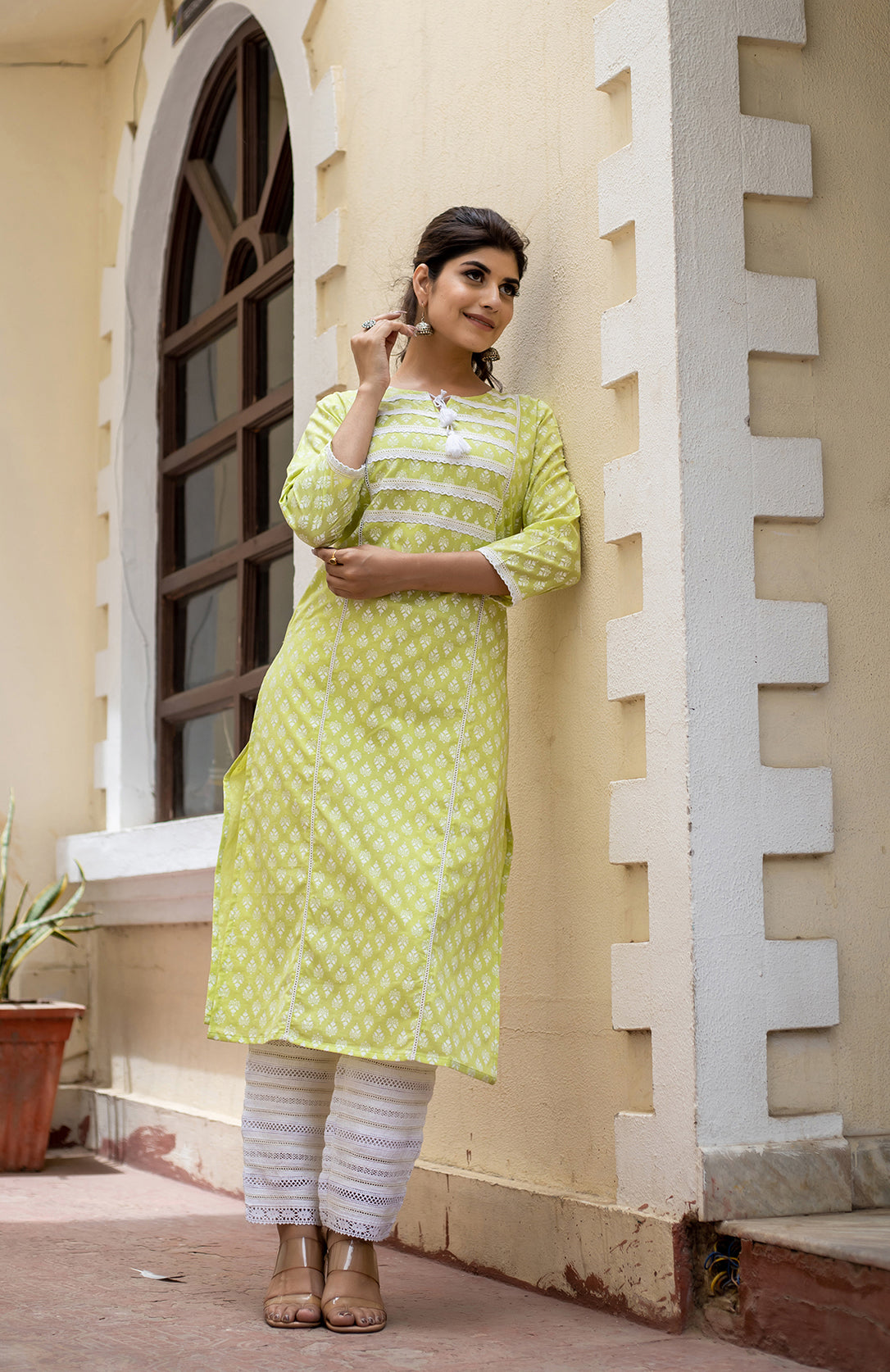 Kaajh Women's Green Pastel Printed Cotton Casual Kurta - Distacart