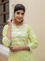 Thumbnail for Kaajh Women's Green Pastel Printed Cotton Casual Kurta - Distacart
